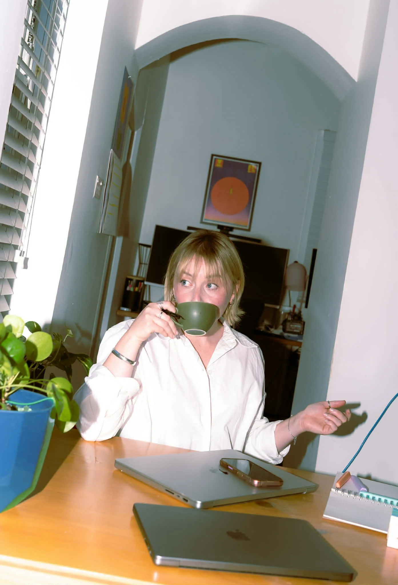 Should I Hire a Branding Agency or a Freelance Designer?