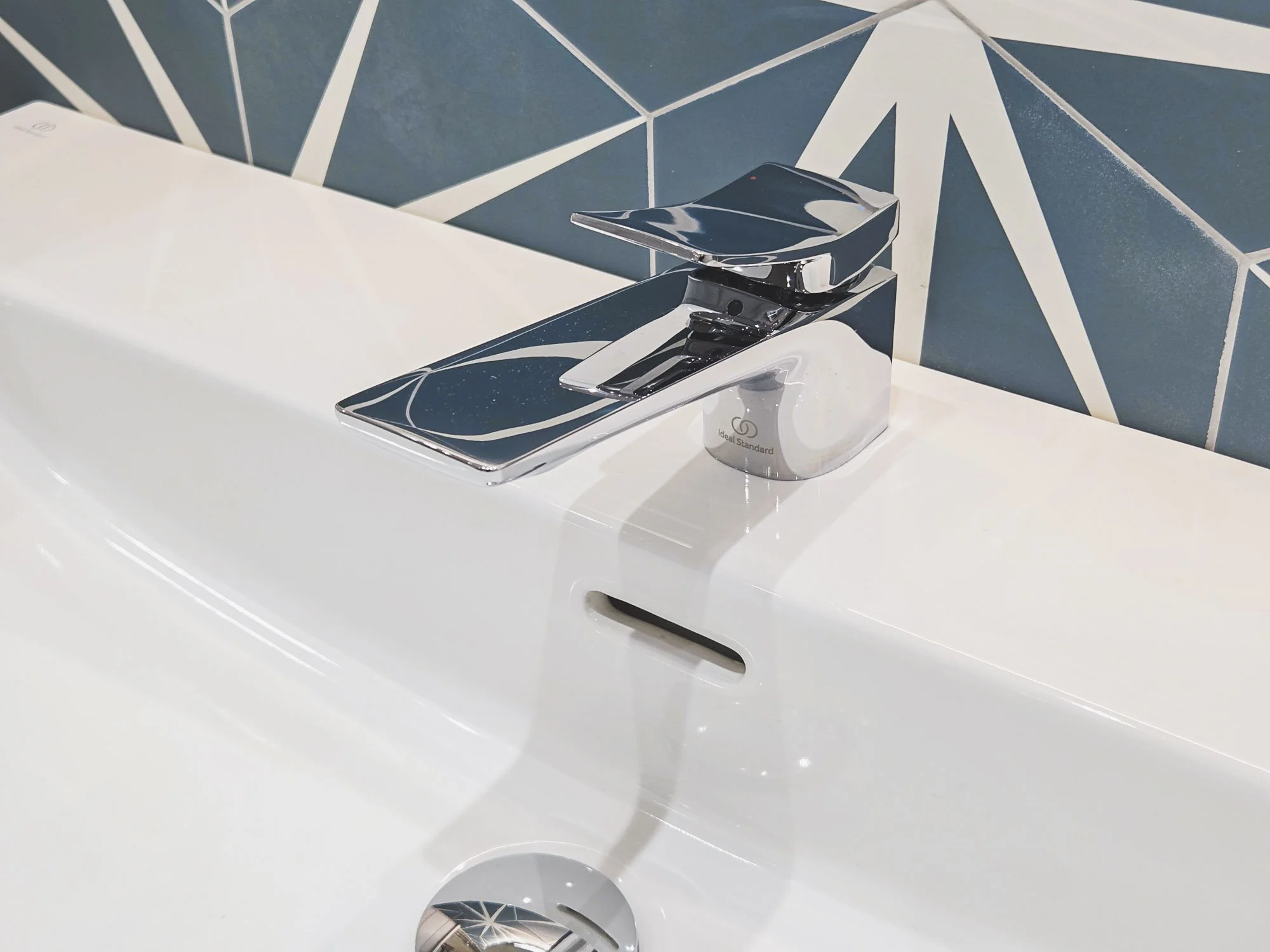 Ex-Display Ideal Standard Finesse Vanity Unit (2 of 7).jpg