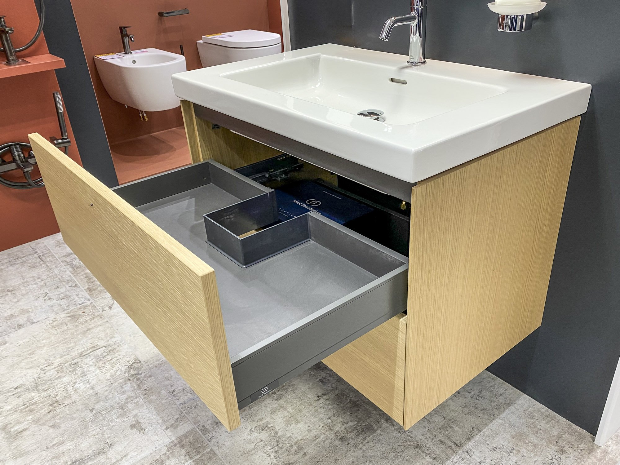 Ex-Display Ideal Standard Conca Extra Vanity Unit & Free Of Charge Basin Mono Mixer (2 of 3).jpg