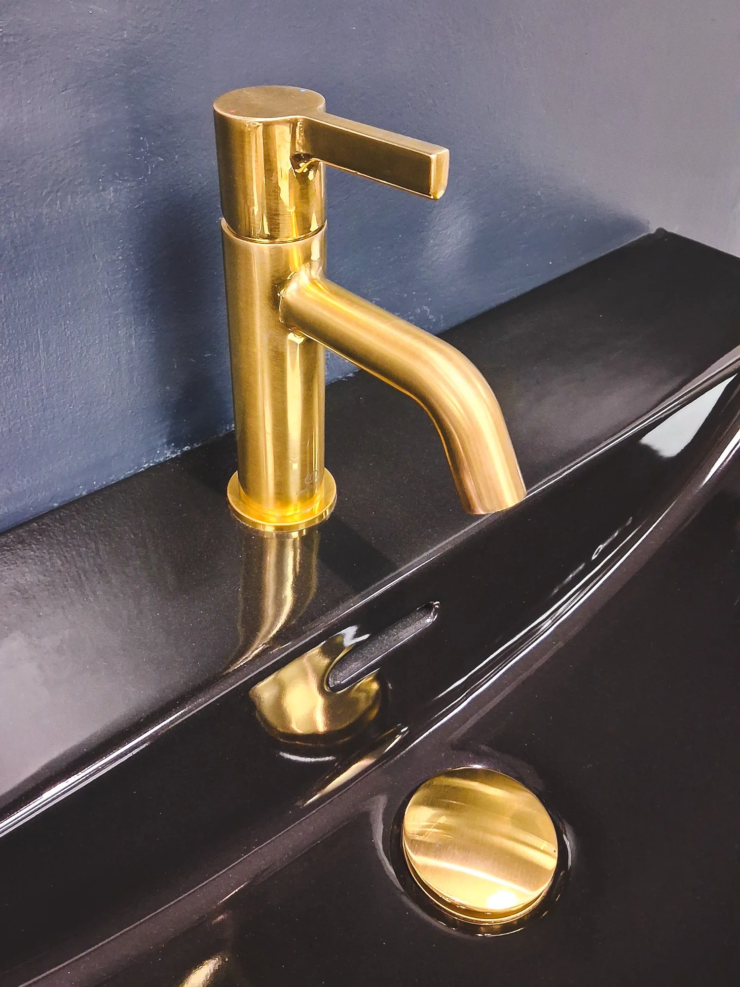 ex-dispaly bathrooms island bathrooms bournemouth and salisbury-11-2.jpg