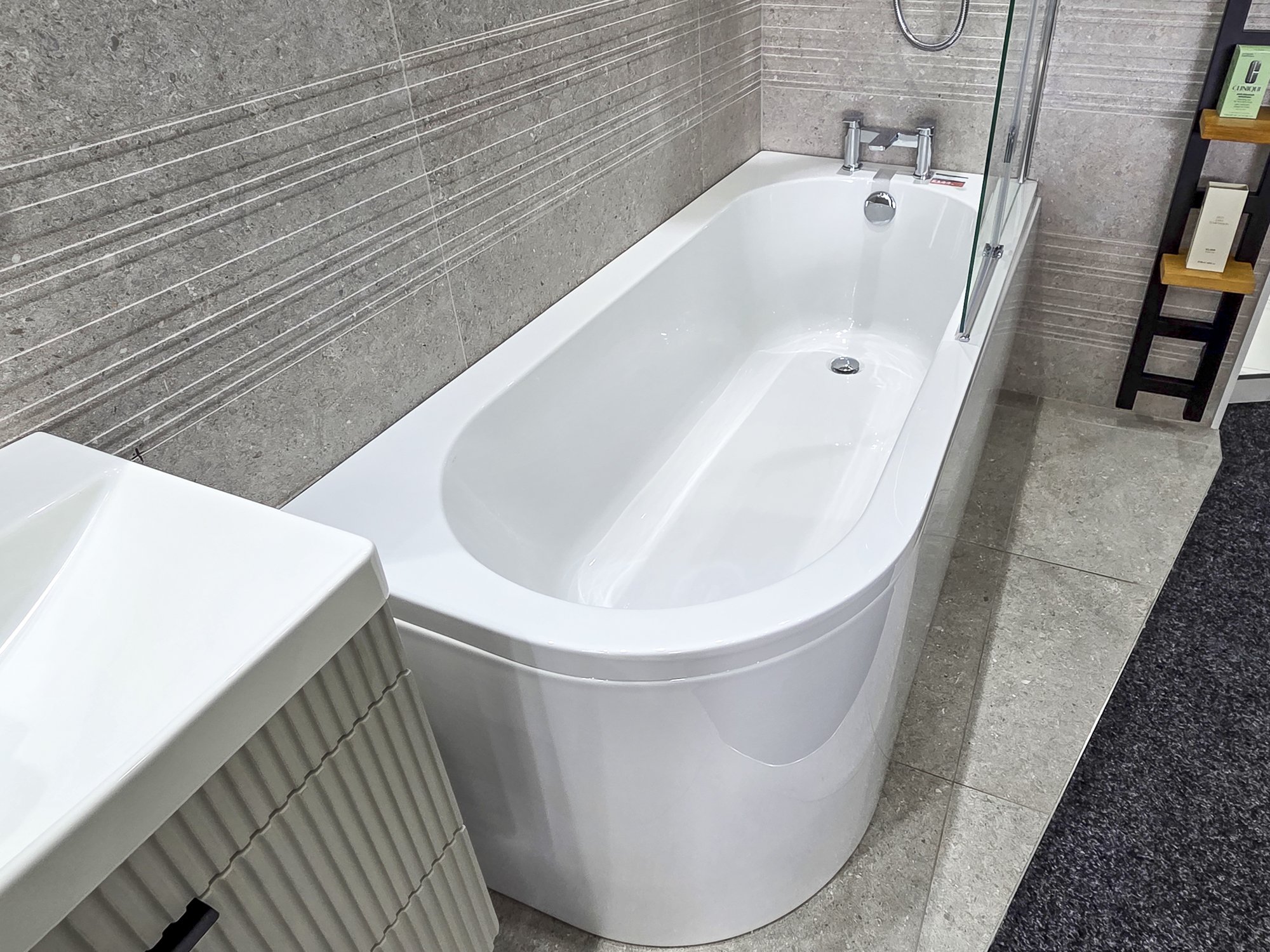 ex-display sisland bathrooms (16 of 4).jpg