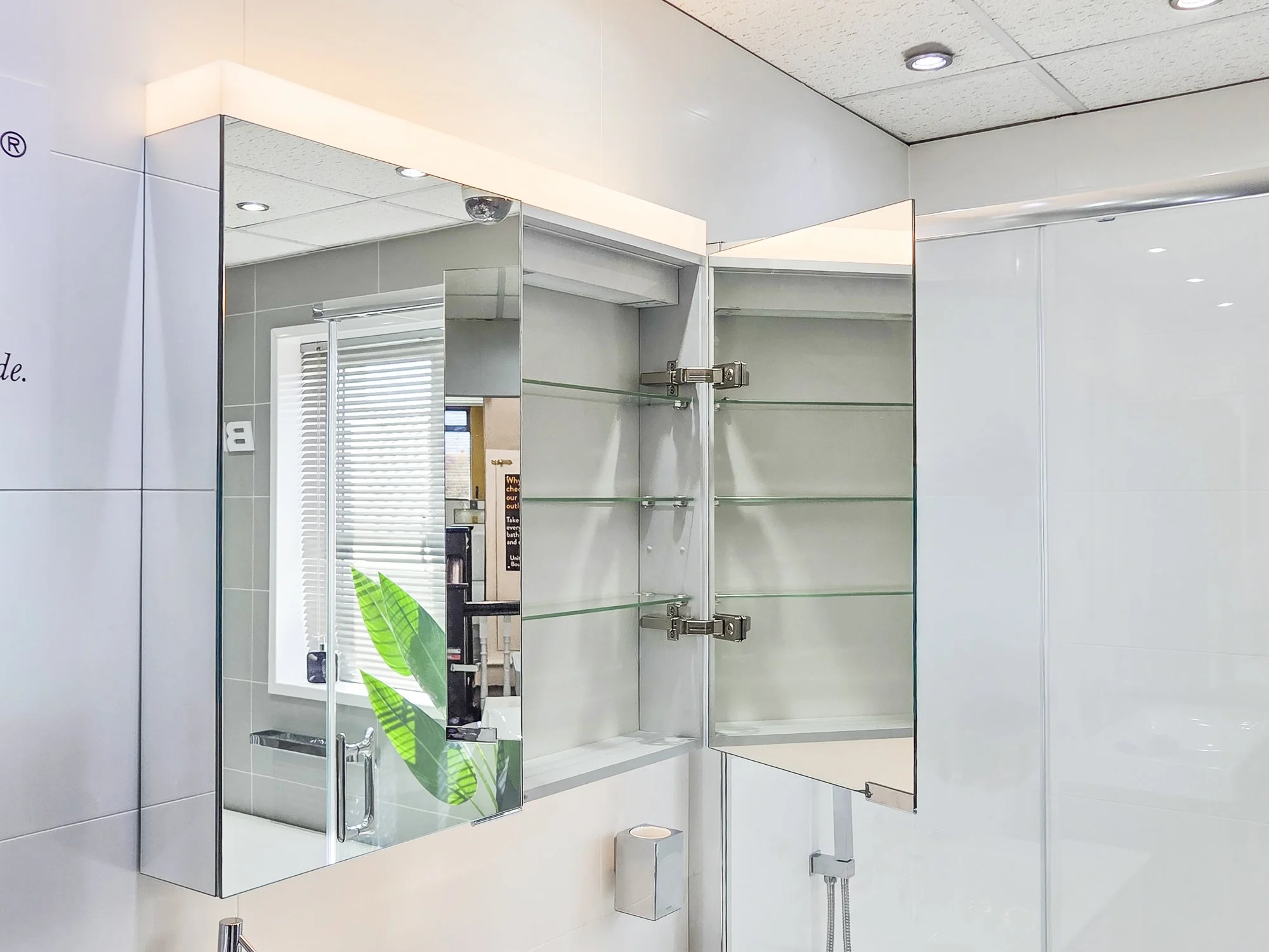 ex-display island bathrooms (16 of 1).jpg