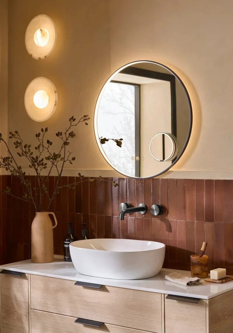 imgi_49_9038-Loop-Black-600mm-Mirror-with-Vanity-Mirror-Lifestyle_2025-12-17-111310_vnni.jpg