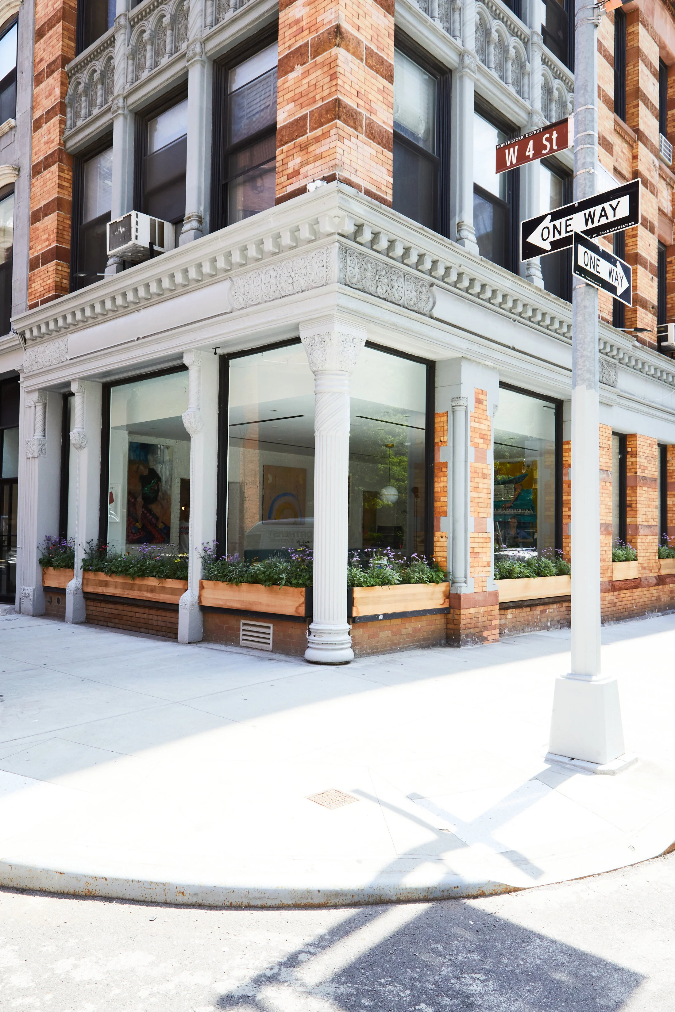 Spring Cafe Aspen_FACADE_1_604.jpg