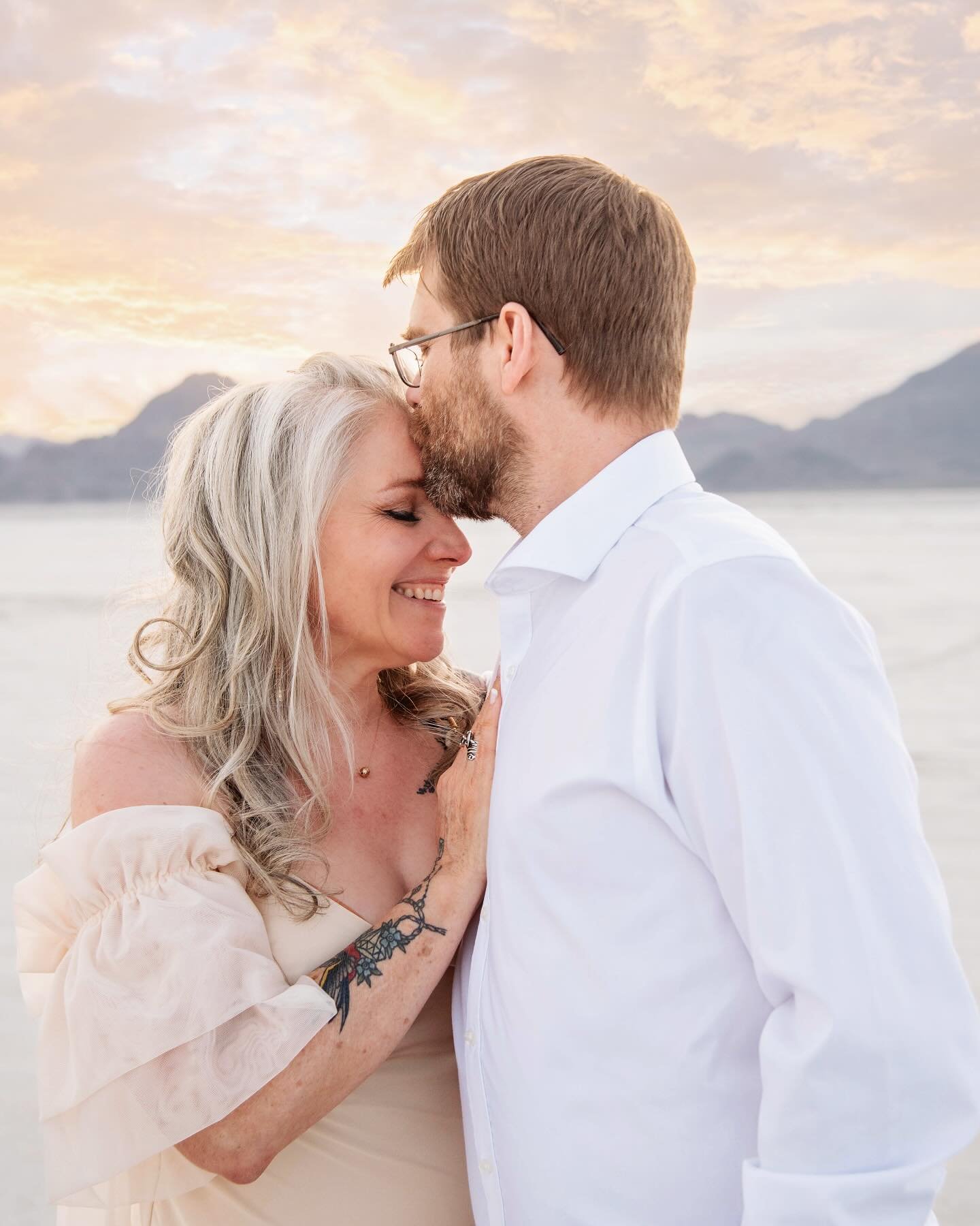 Have you wanted portraits on the Salt but never worked with me before? Give me a try with my Salt Flats mini sessions 2 days in July! Dm for details! I am a local photographer who knows all the secrets!
.
.
.
#BonnevilleSaltFlats
#SaltFlatsPhotograph