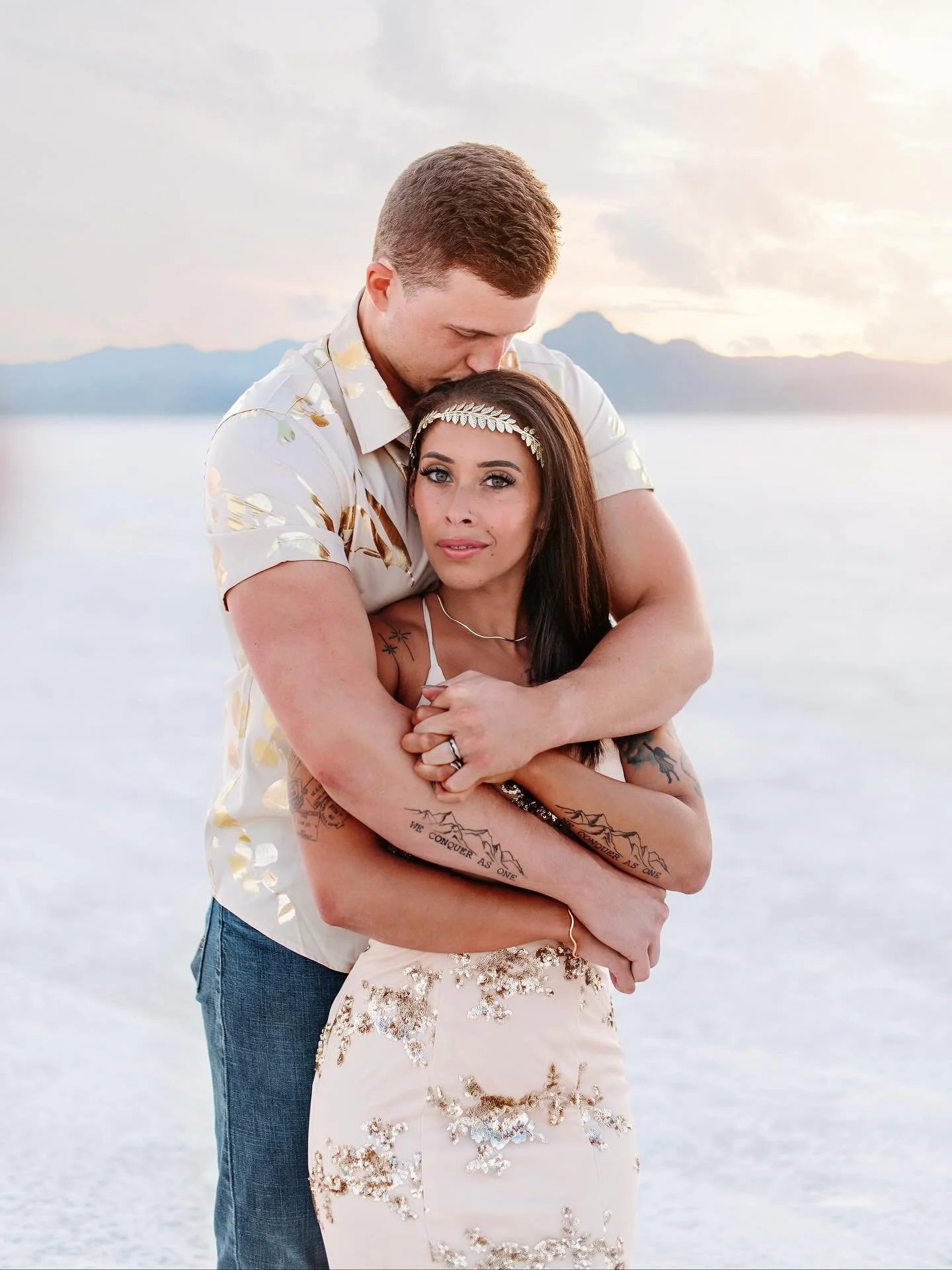 ✨ From Ohio to Utah ✨

This sweet couple came all the way out to Zion and then made a special trip just to capture their love here at the Bonneville Salt Flats. The timing couldn&rsquo;t have been more perfect&mdash;golden hour gave us the most breat