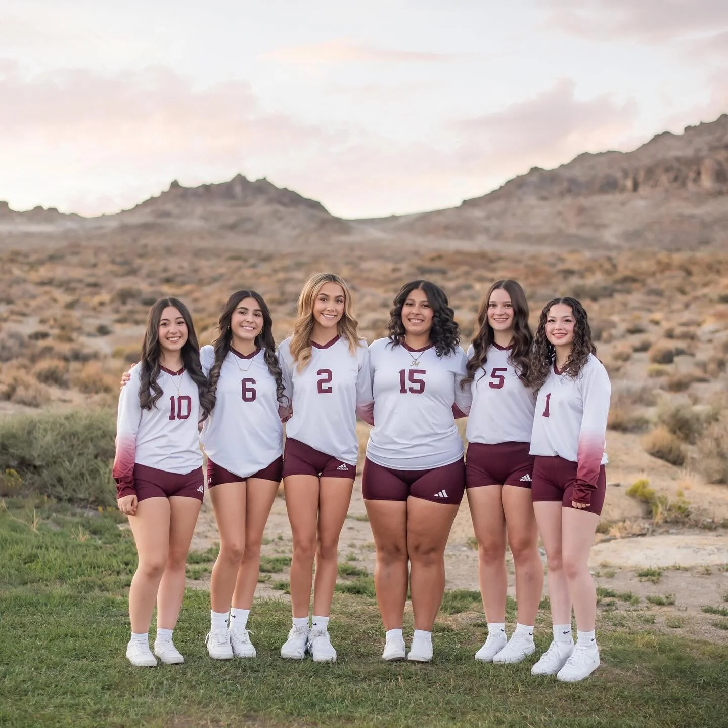 2025 Volleyball Team Seniors! 

Have a great season ladies!