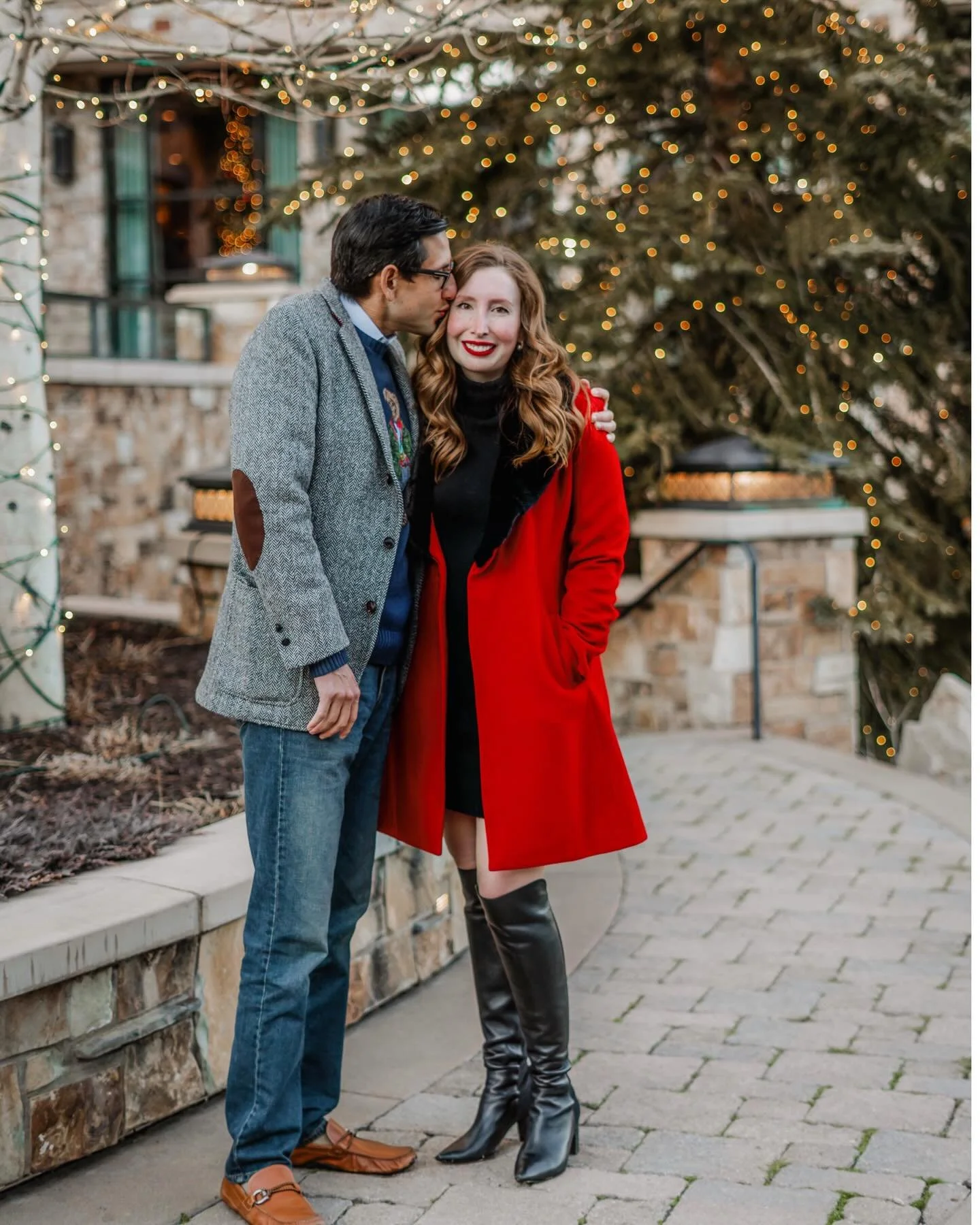 Um&hellip; hello Hallmark Christmas movie. I traveled to this beautiful Florida couples vacation getaway to capture these photos. I worked with them last year on their engagement photos out on the #bonnevillesaltflats and I had the pleasure of workin