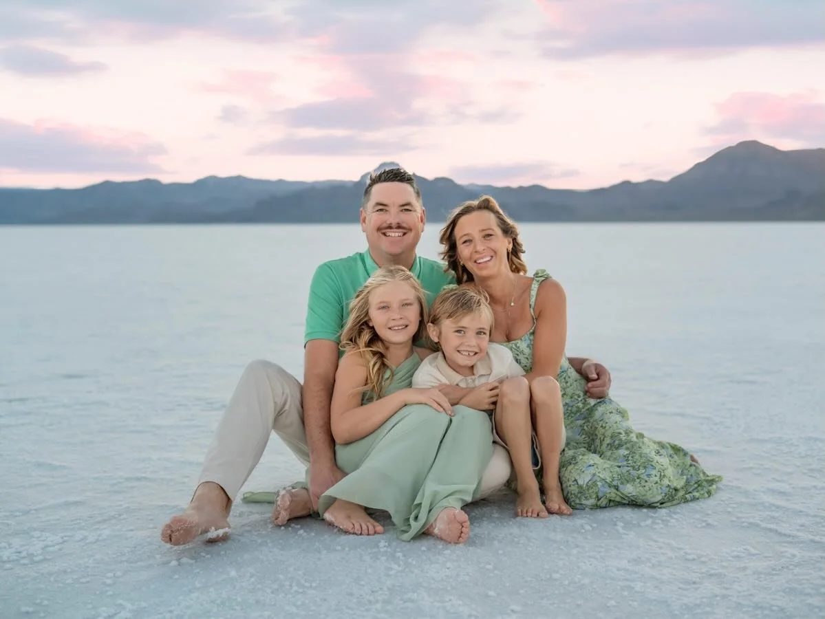 I have the most beautiful, friendly and fun clients ever! This is the reason I love what I do!!

#bonnevillesaltflats #familyphotographer #utahphotographer #travelogotography