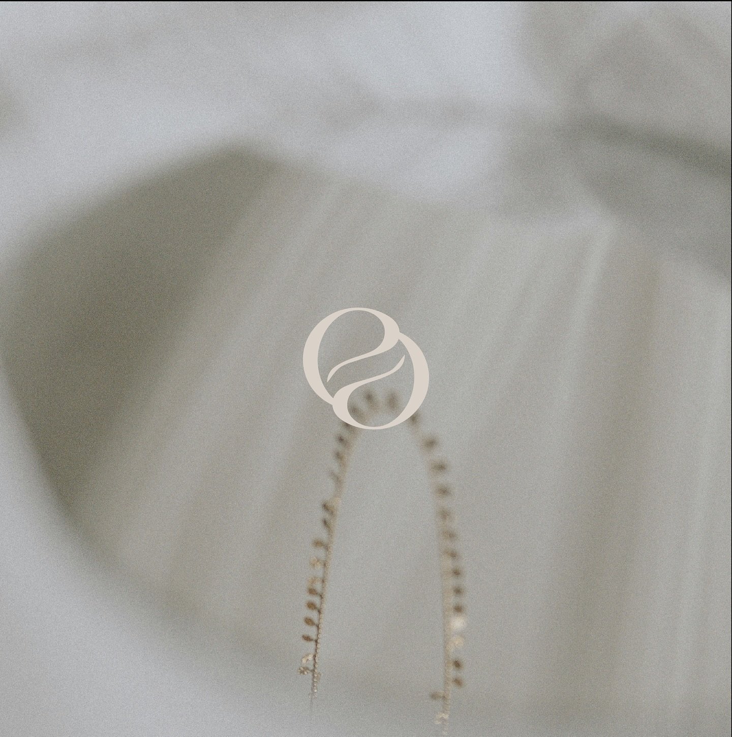 Brand development for the talented @emily_jane_jewellery. I love everything about this brand, stunning handmade jewellery, ethical sourcing and unique designs. 

For this brand we opted for earthy tones, handwritten graphic elements and the cutest li