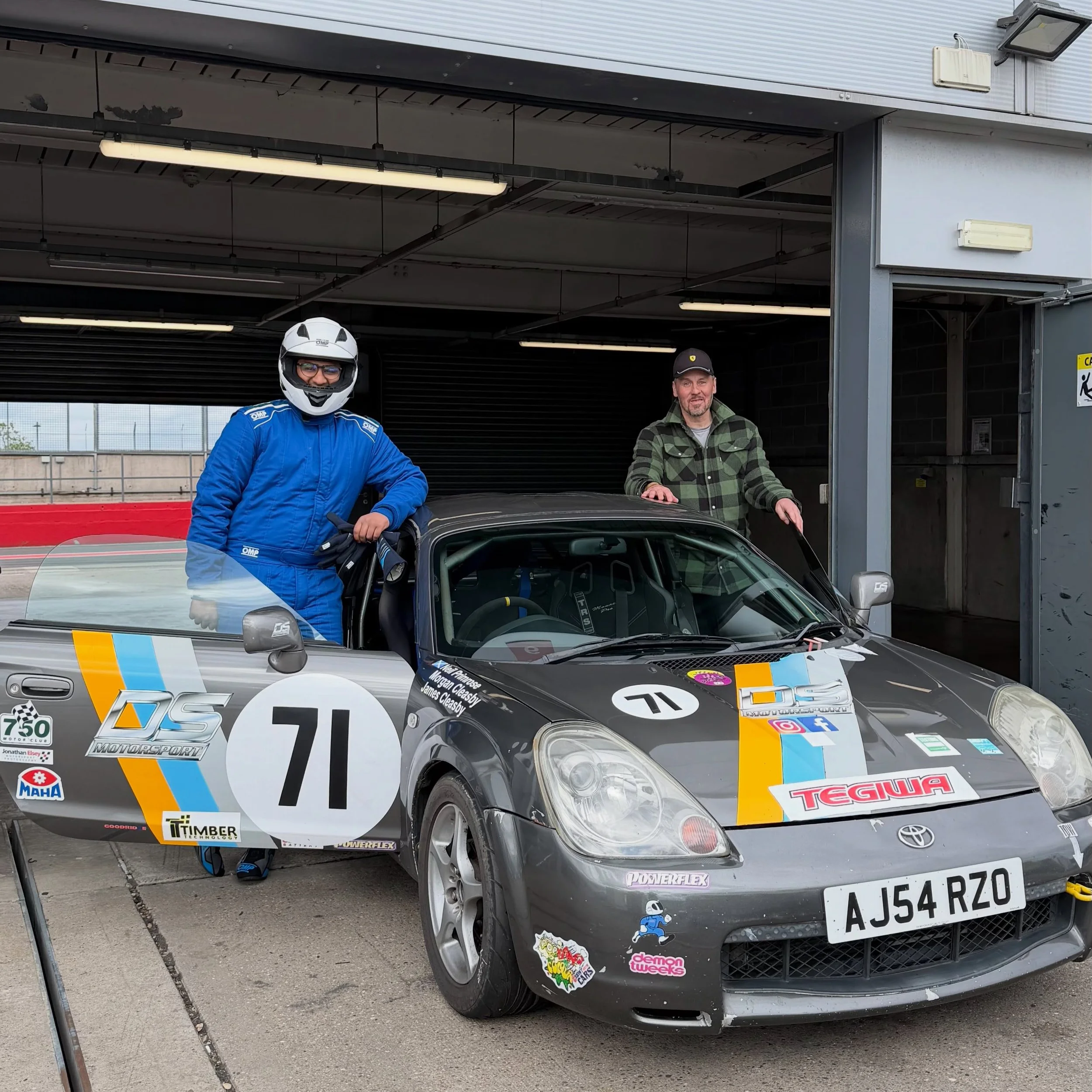 Completed your ARDS race licence&hellip; what&rsquo;s next? The real fun begins.

The next step is getting proper track time in a real race car with an instructor, and that&rsquo;s exactly what Tejvar Panesar @t.e.j.v.i.r did with us at @doningtonpar