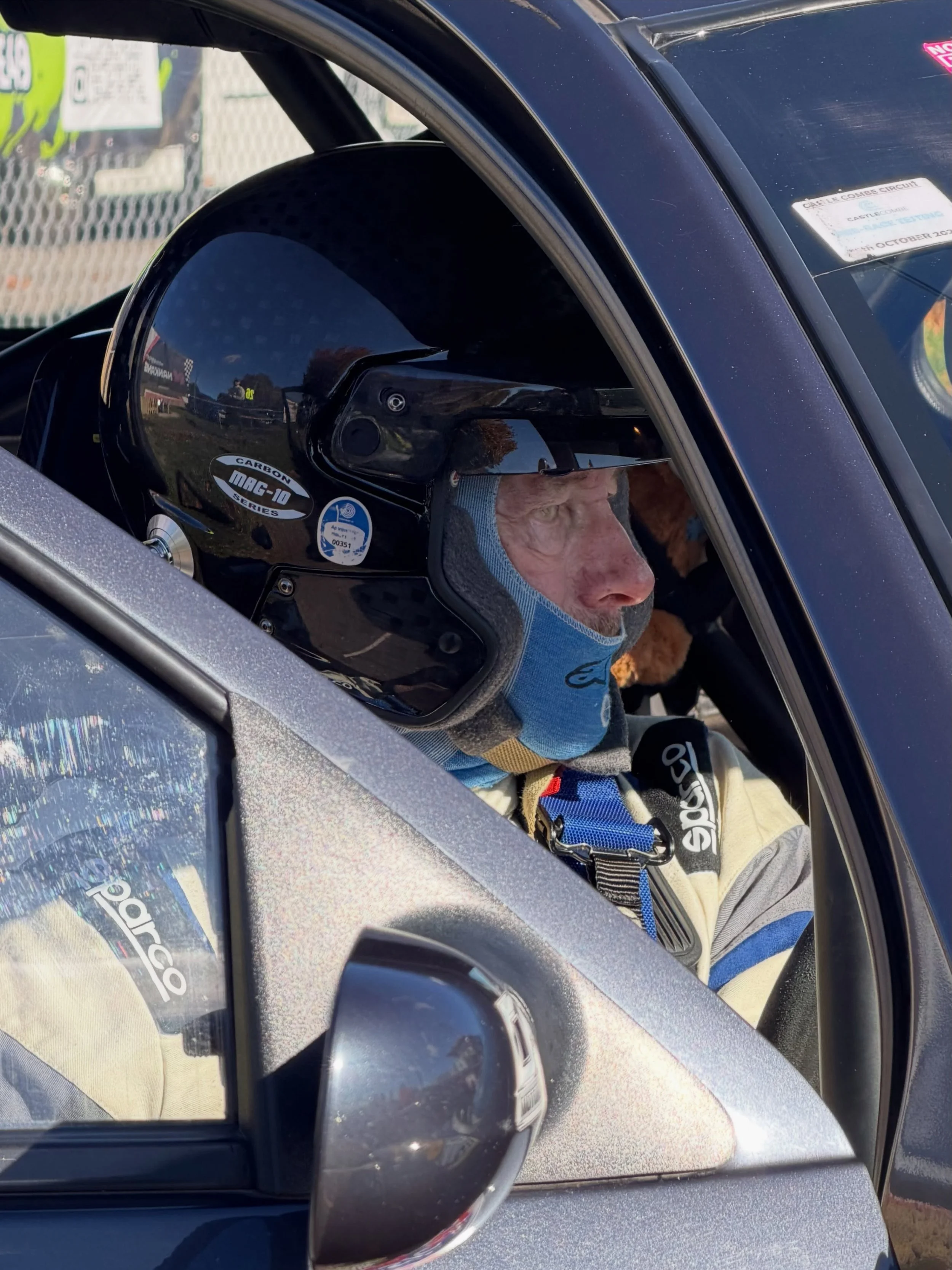 Our 2026 racing season has come to a close with a @classicsportscarclub_ event down at Castle Combe with @andrew.rollason.969 and his universally beloved Ford Ka (aka The Grey Lady).

From testing on Thursday through each qualifying session and the t