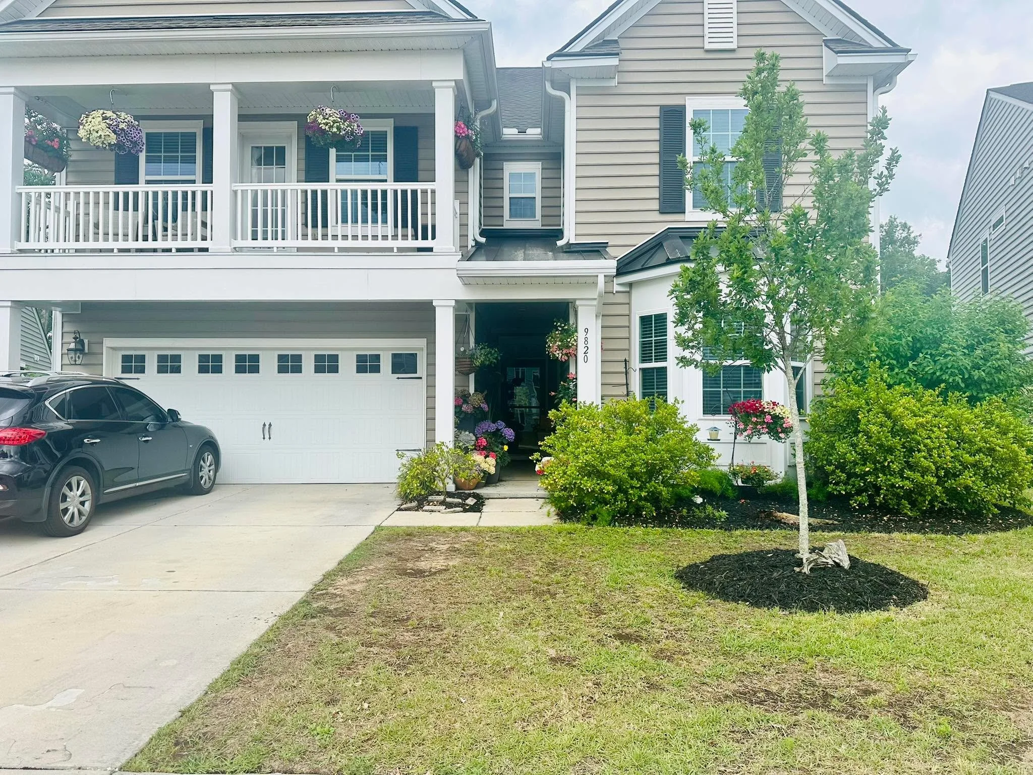 They say perfect green lawns aren&rsquo;t environmentally friendly. You&rsquo;re welcome, Earth. 🌎🌿