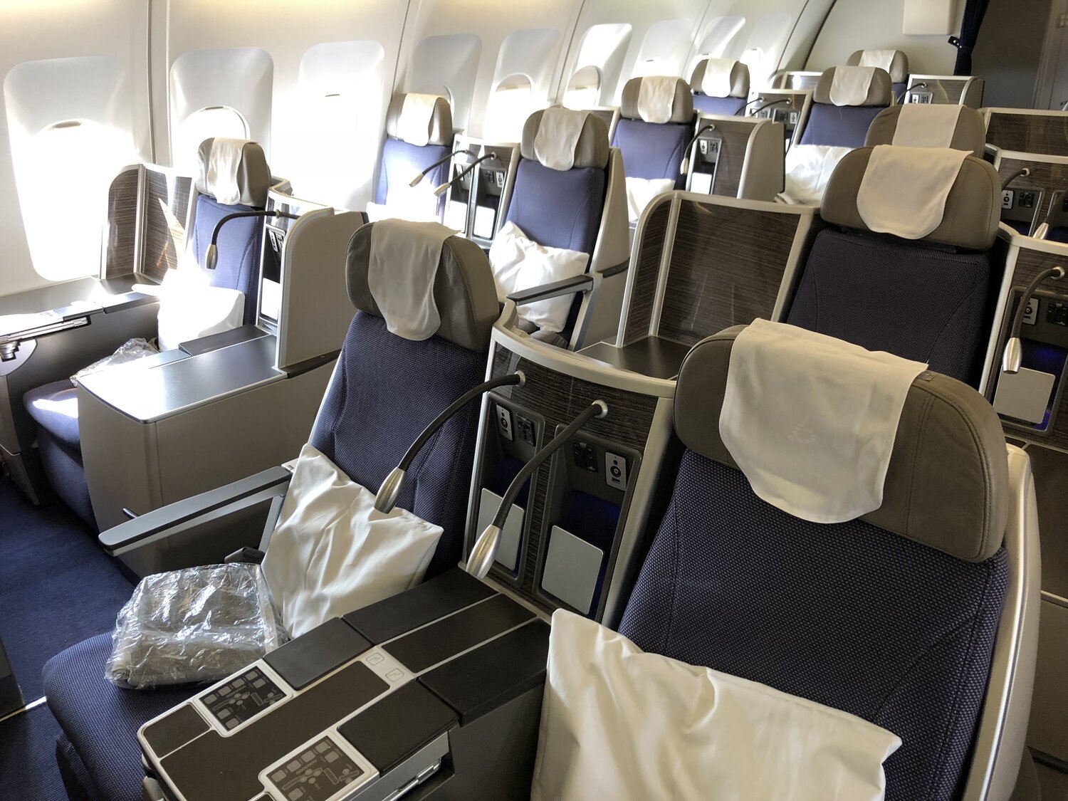 Review - Brussels Airlines Business Class A330-200 Washington Dulles to ...