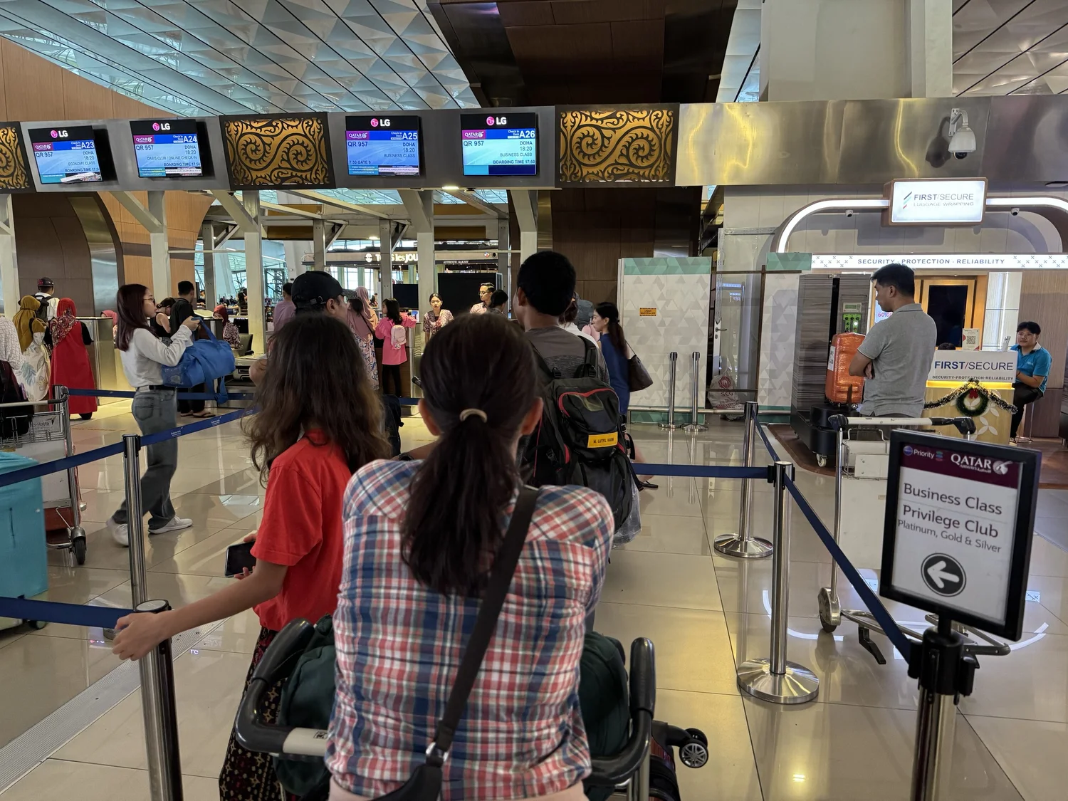 Review Qatar Airways Business Class A350900 Jakarta SoekarnoHatta