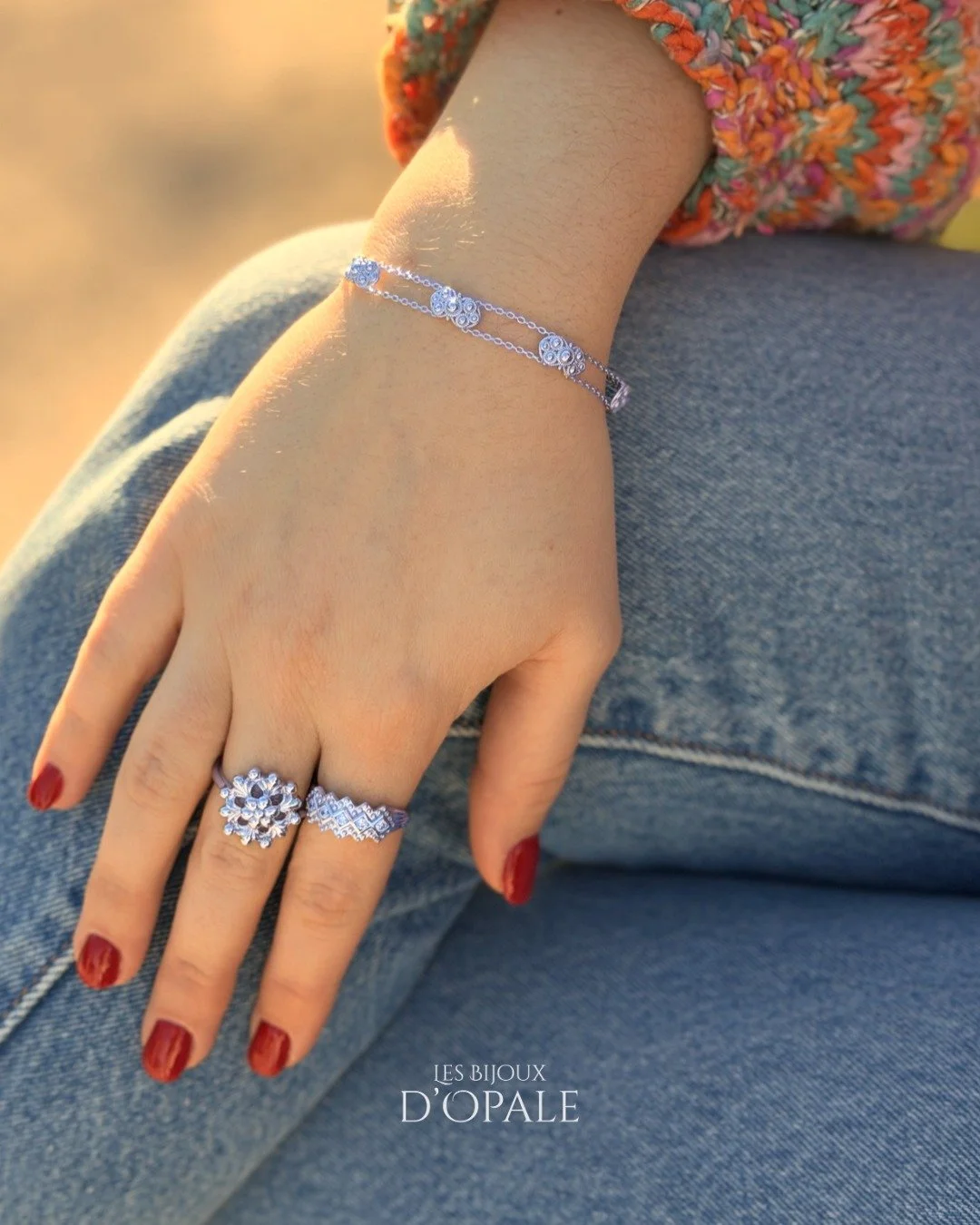 ✨ L&rsquo;&eacute;l&eacute;gance de l&rsquo;argent, r&eacute;unie dans un seul &eacute;clat&hellip;

La Bague Soleil d&rsquo;Opale, la Bague Mariage Pr&eacute;cieux et le Bracelet Boulonnais 5 N&oelig;uds d&rsquo;Amour en argent s&rsquo;accordent par