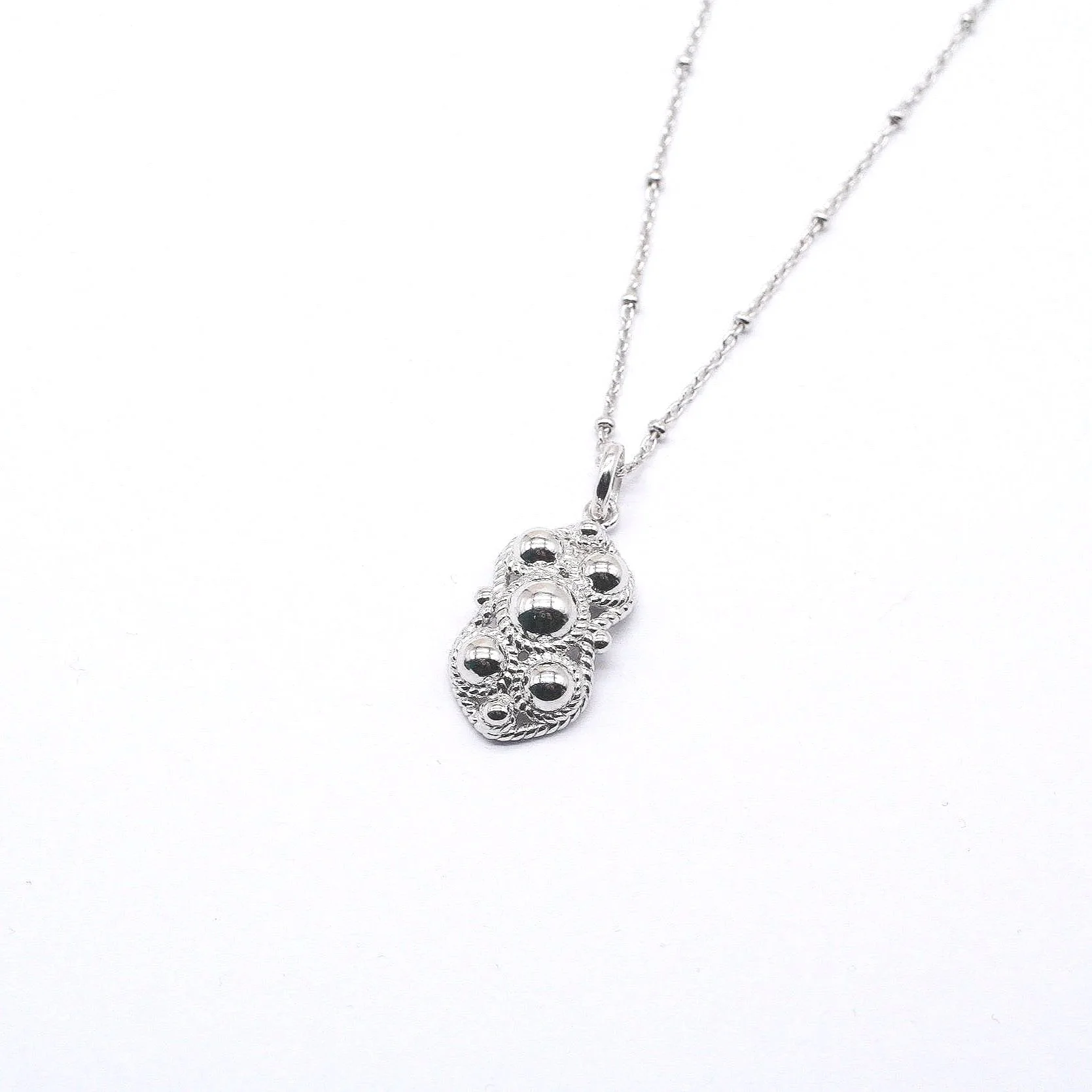 Collier "Noeud d'Amour"