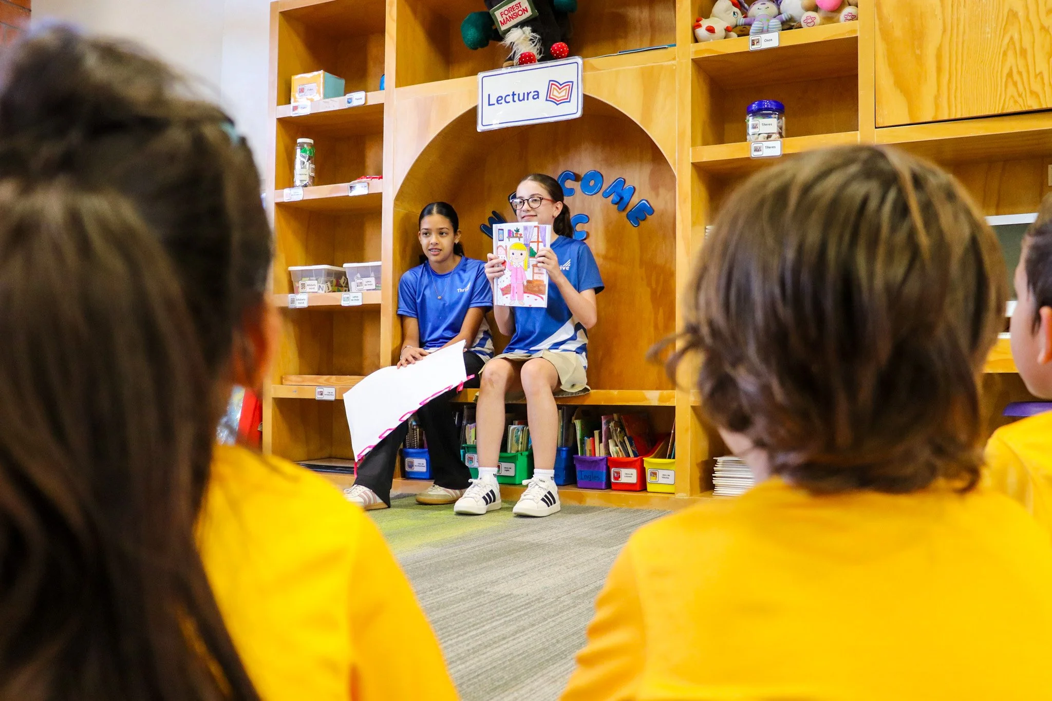 San Jos&eacute; es el lugar donde la imaginaci&oacute;n de los grandes inspira a los m&aacute;s peque&ntilde;os. 👧👦❤️ nuestros learners de secundaria asumieron un reto incre&iacute;ble: crearon cuentos originales desde cero, &iexcl;pensando especia