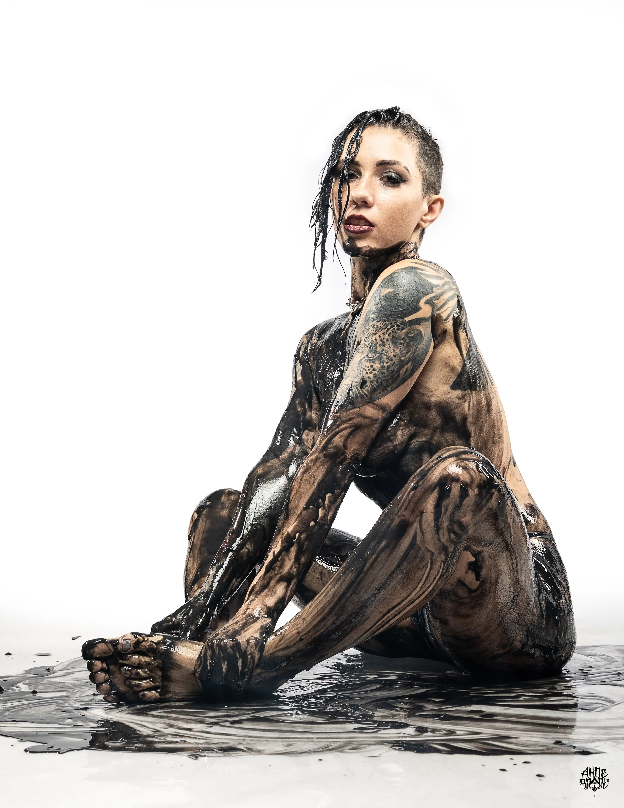Skylar Symbiote 001 .jpg