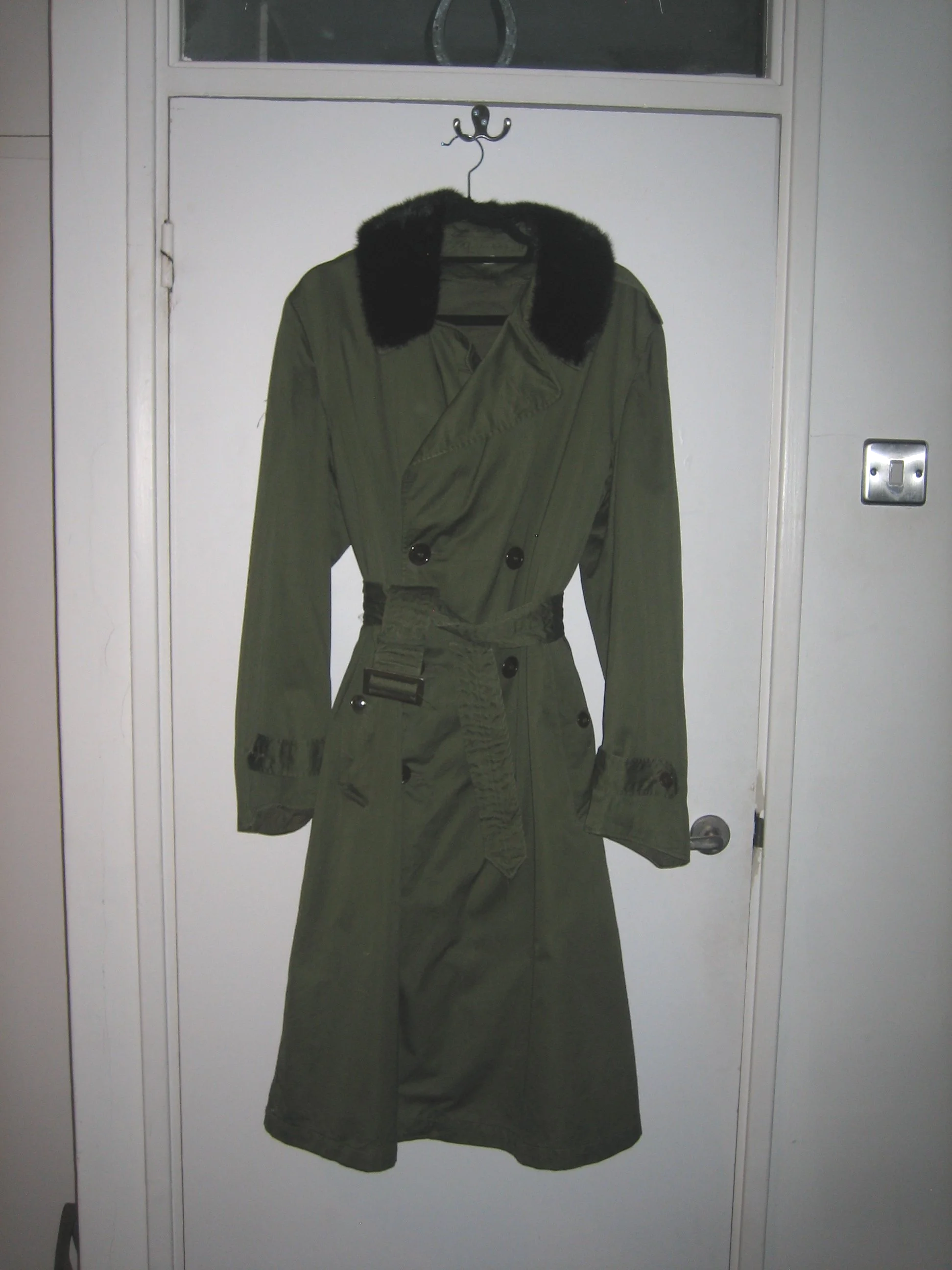 FUR COLLAR ARMY TRENCH COAT