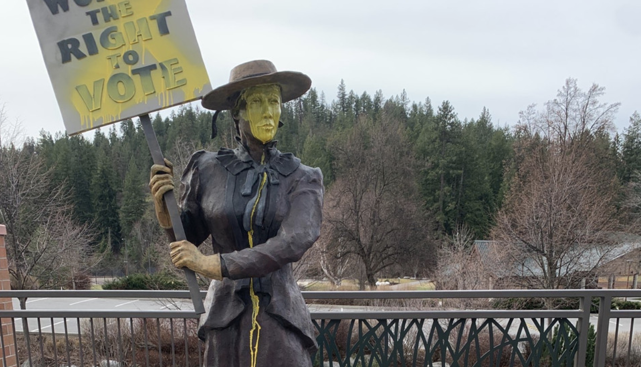 Democrat Statue Vandalized with “Beta Male” Graffiti in Coeur d’Alene — Idaho Antifa Call Event “Toxic”