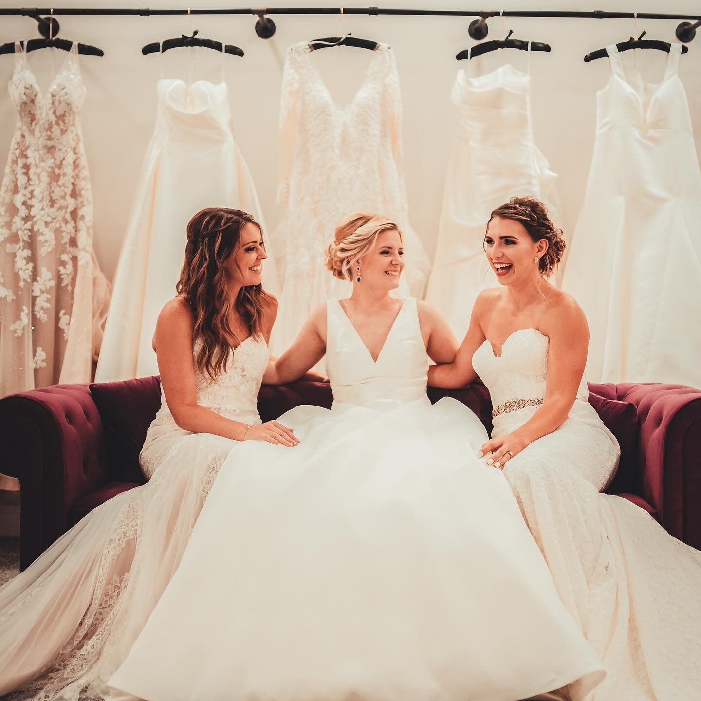 This week&rsquo;s #VendorSpotlight @sydneysbridal in West Union. Talk about finding the perfect dress.. And even more exciting is that she&rsquo;s adding stuff to the collection all the time! 
&bull;
Sydney is so passionate about making sure you find