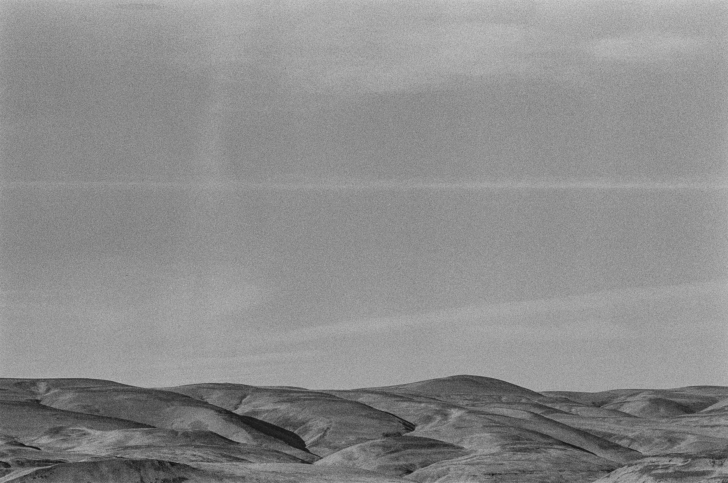 PRINT EDIT Land_and_Sky_Frenchman_coulee_35mm_BW.png