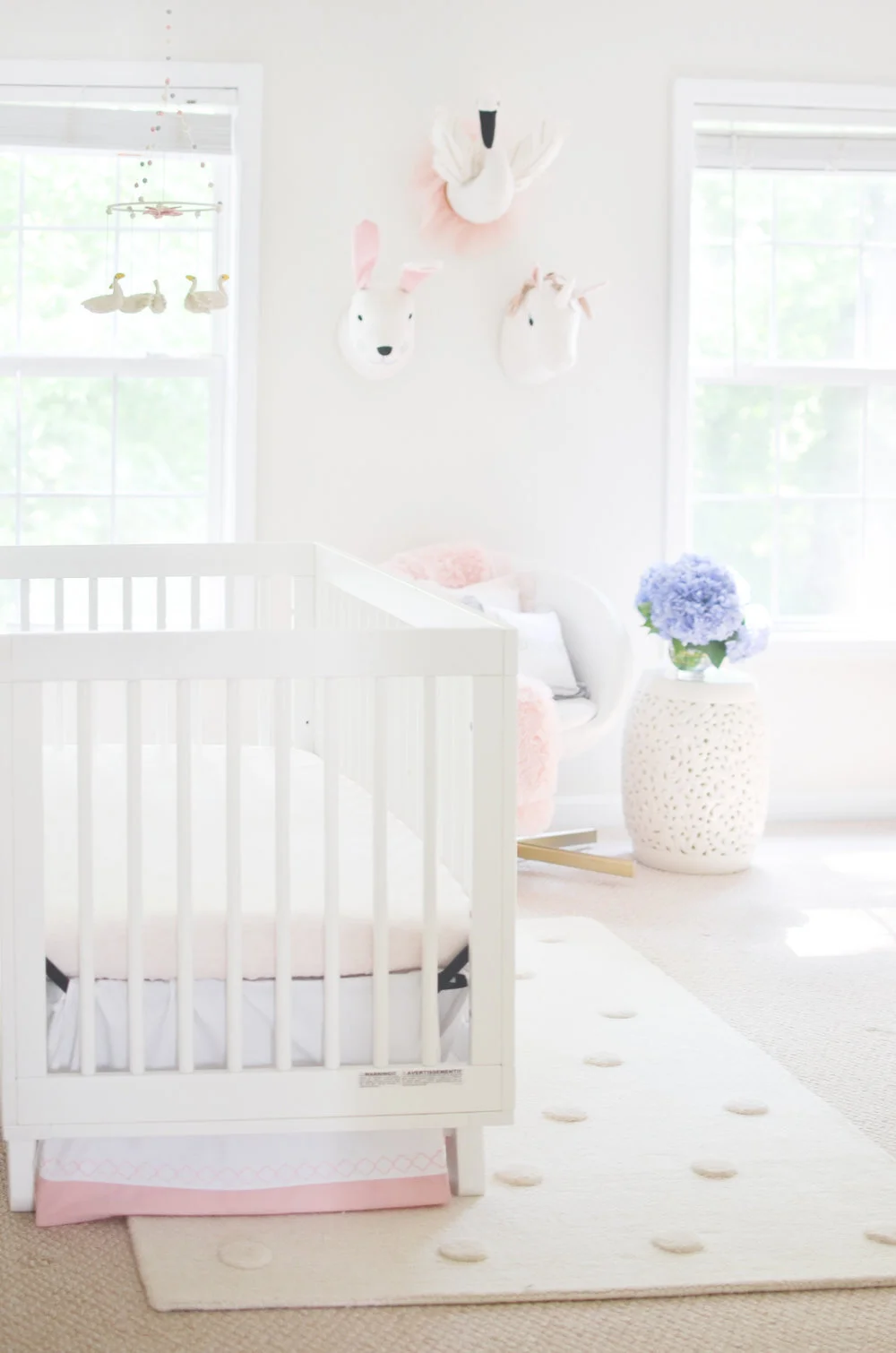 Pink+and+White+Dream+Girly+Nursery+Ideas+Decorations+Inspiration.jpg
