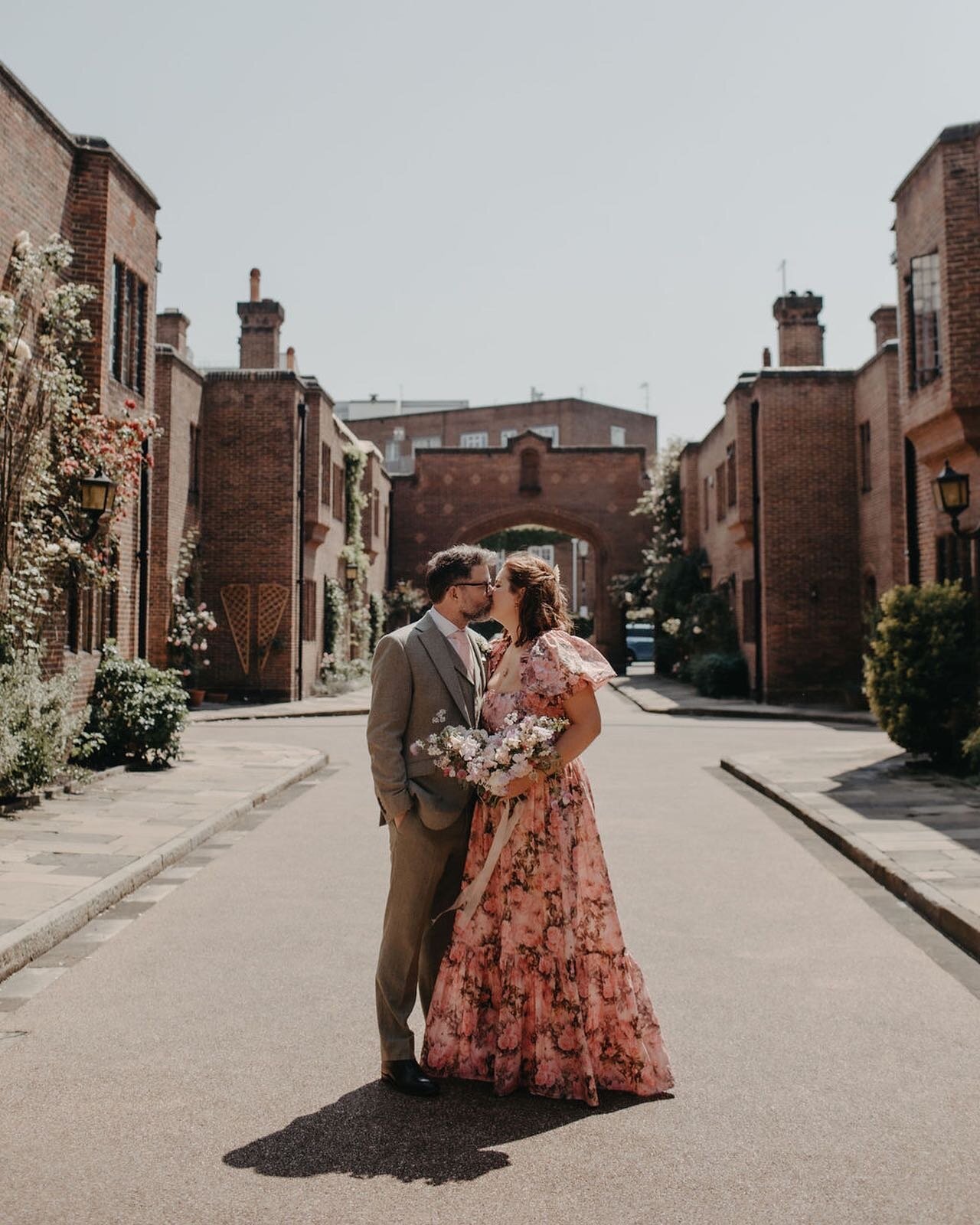 One week 🩷 working in the wedding industry I have a feed full of wedding photos&hellip;still finding it MAD that I have my own which I&rsquo;m so in love with (and we only have a preview!!) so il probably never stop sharing 🫠 
.
📸 @sammytaylor.wed