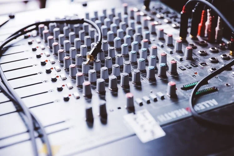 Analogue Mixer