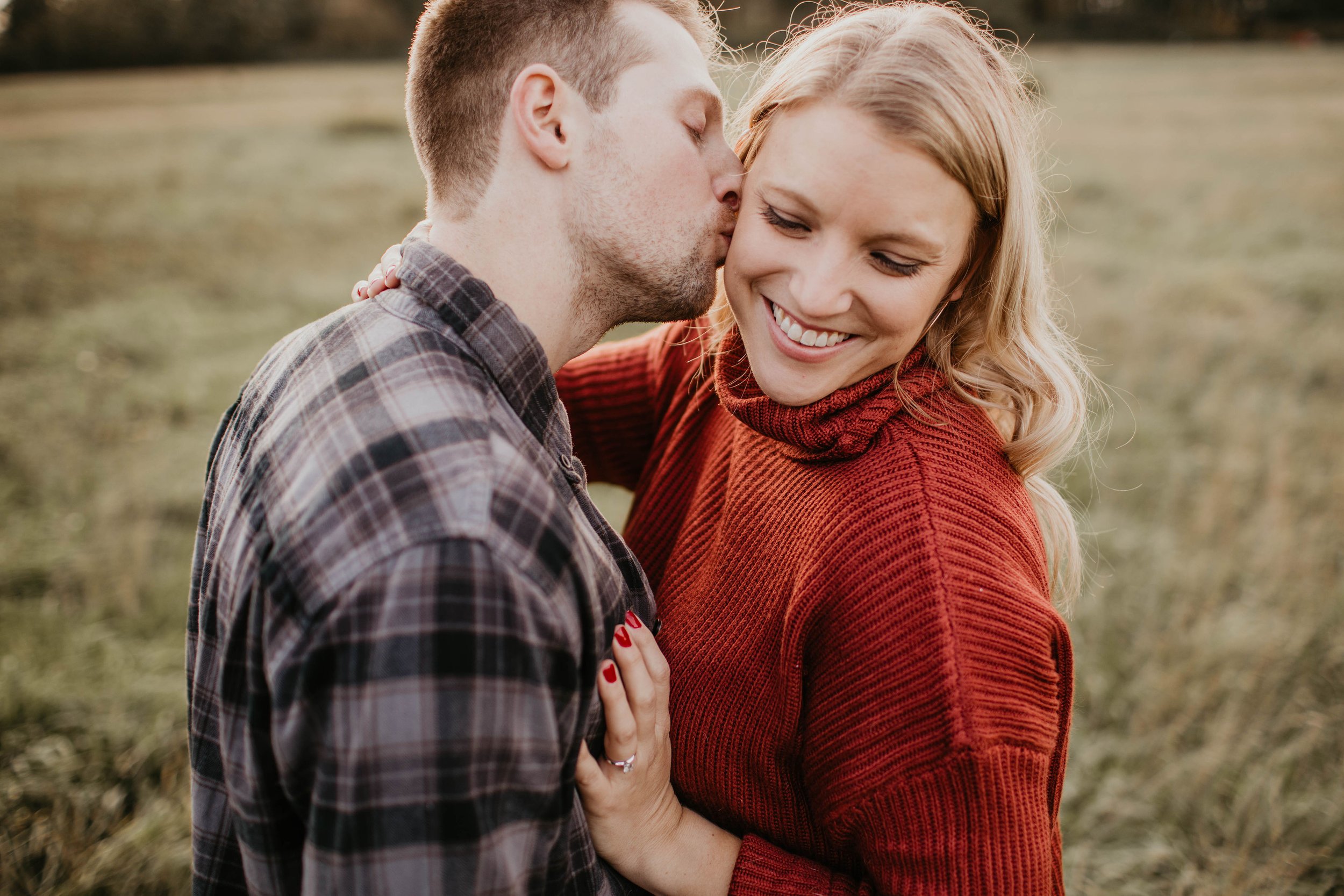 hovander-park-engagement-nora-j-photography-2.jpg