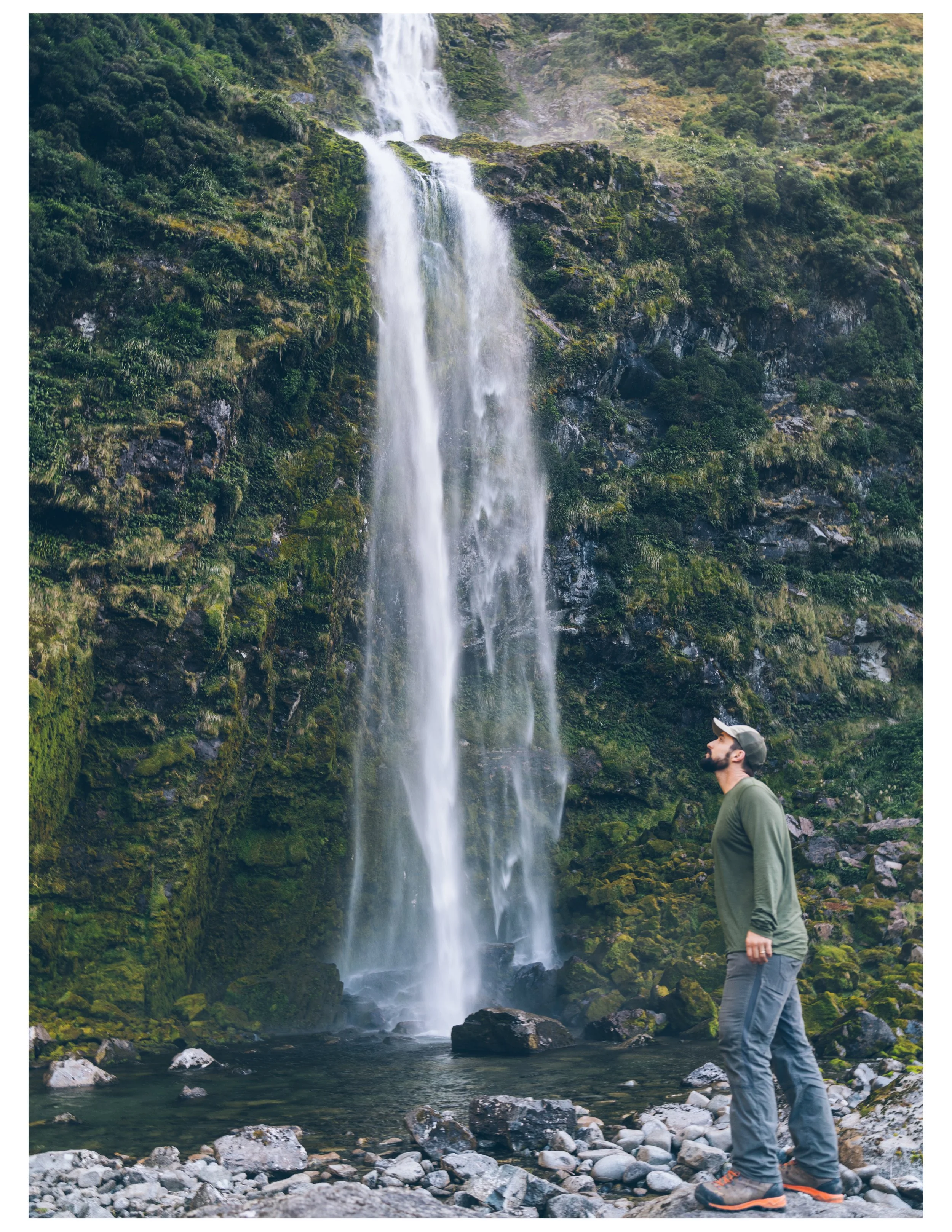 Hidden Waterfalls & Scenic Stops in New Zealand.jpg