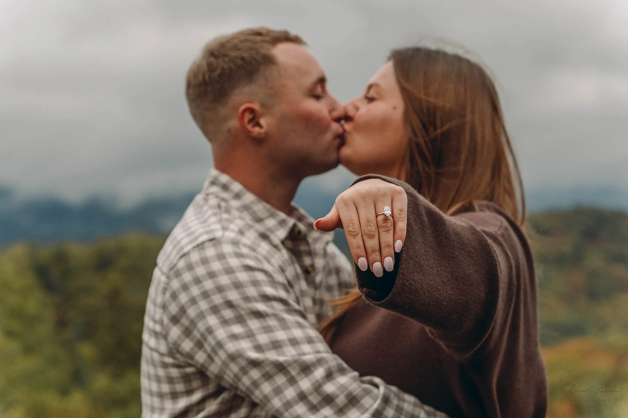 Weddings & Engagements-079.jpg