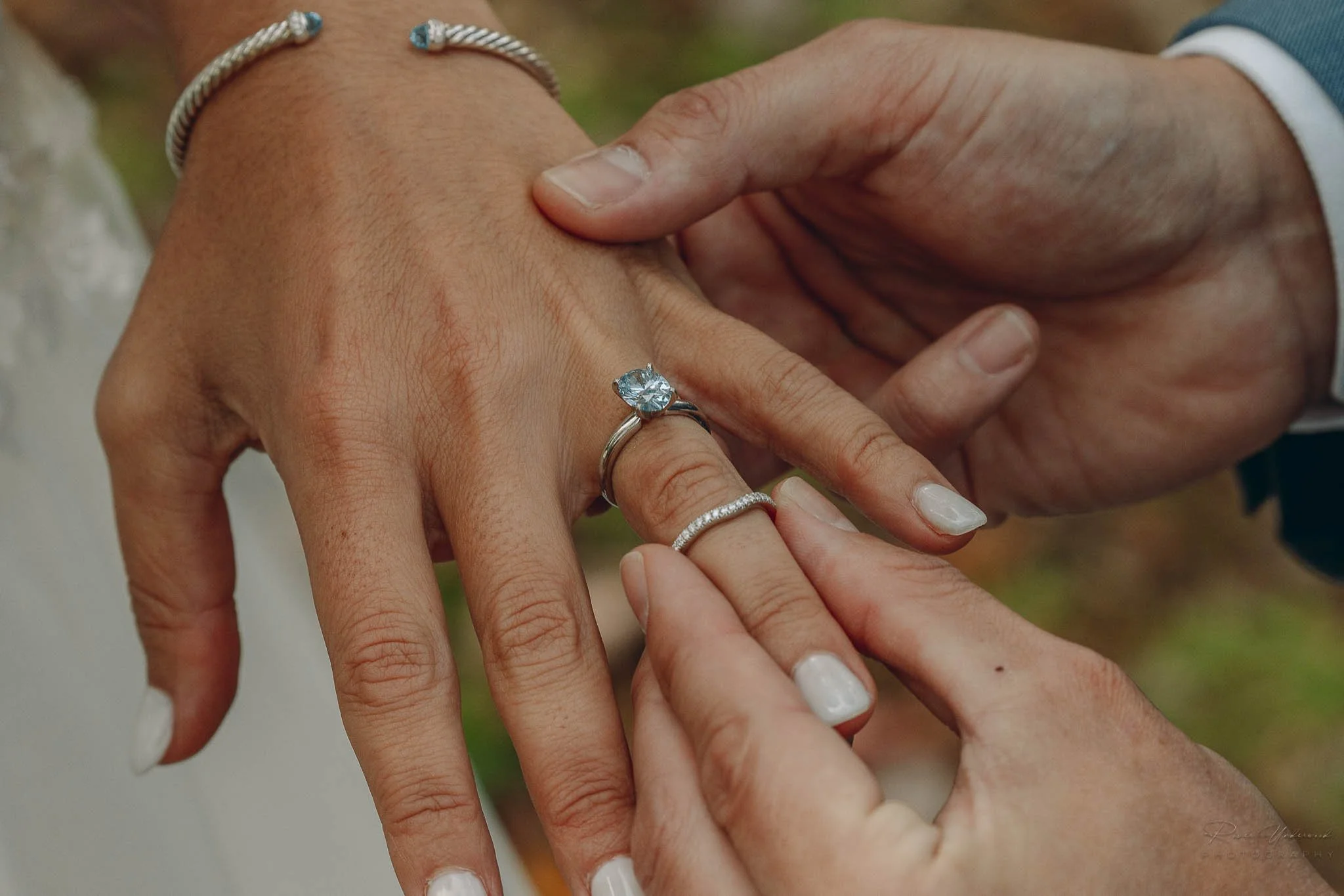 Weddings & Engagements-071.jpg