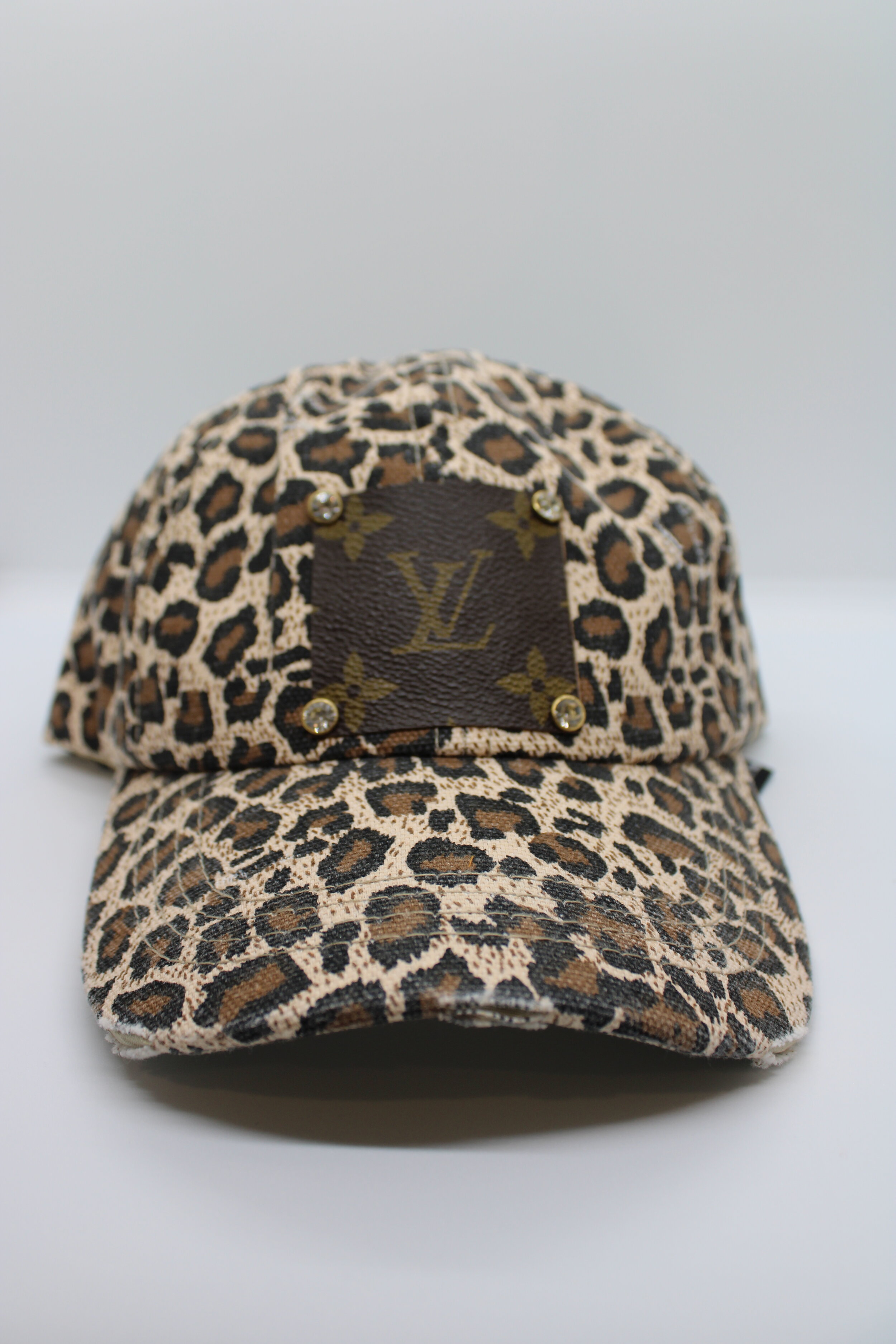 New Arrivals🐆🐆🐆🐆🐆🐆🐆 Gray Cheetah Print Louis Vuitton Cap