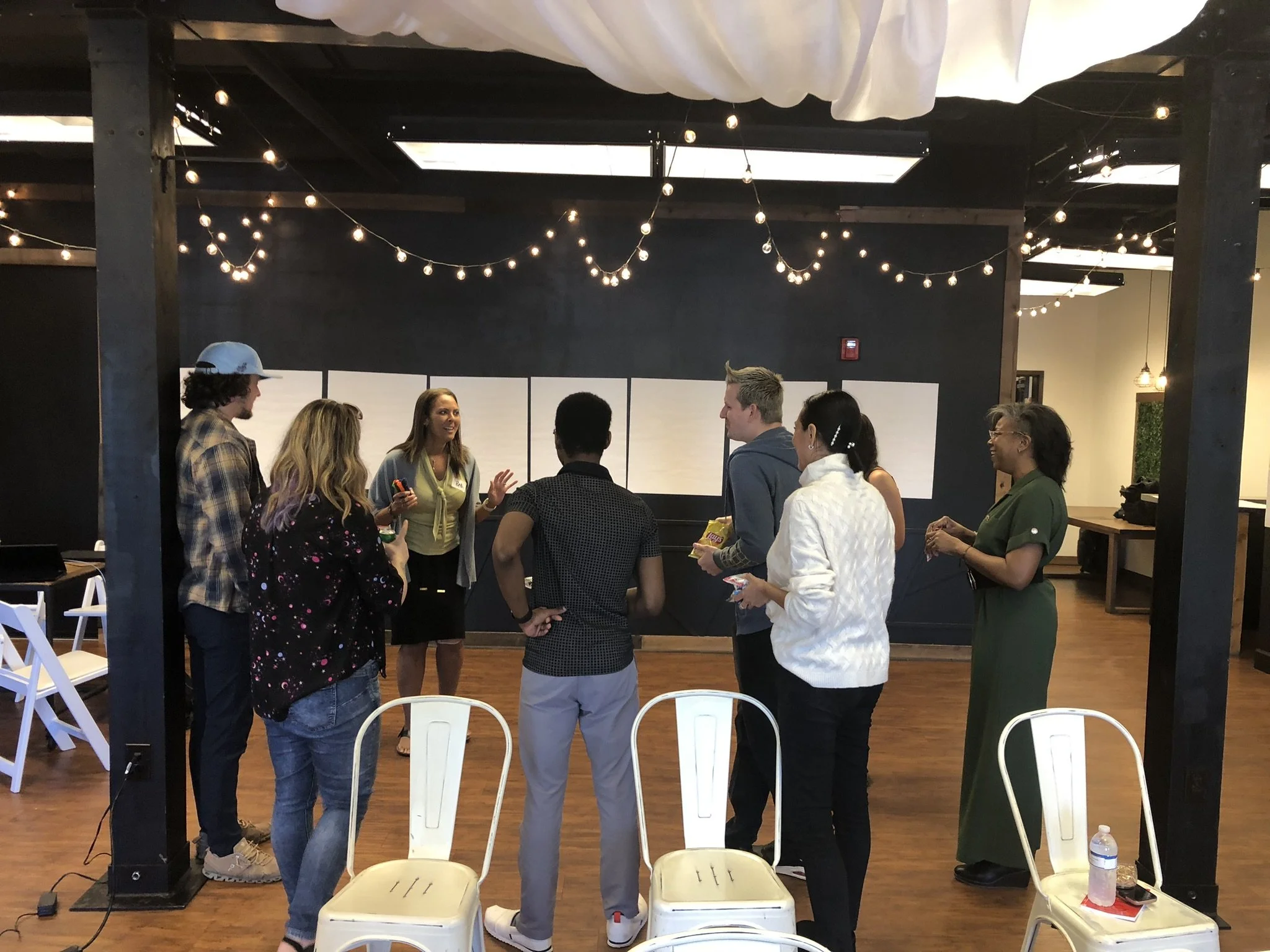 ITG Facilitator Beth Storz facilitating a group of consumers through an ideation excursion.