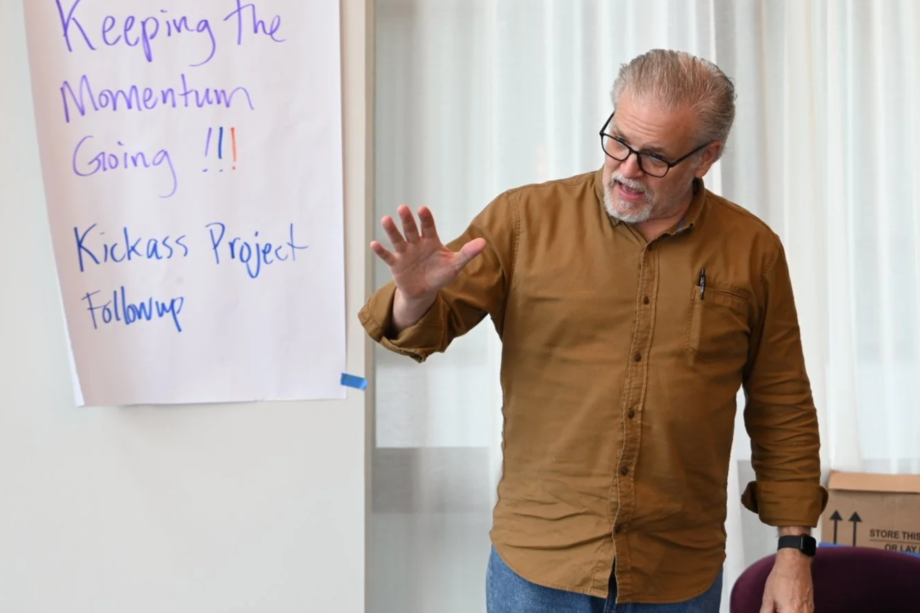 Adam Hansen ITG Facilitator leading an excursion
