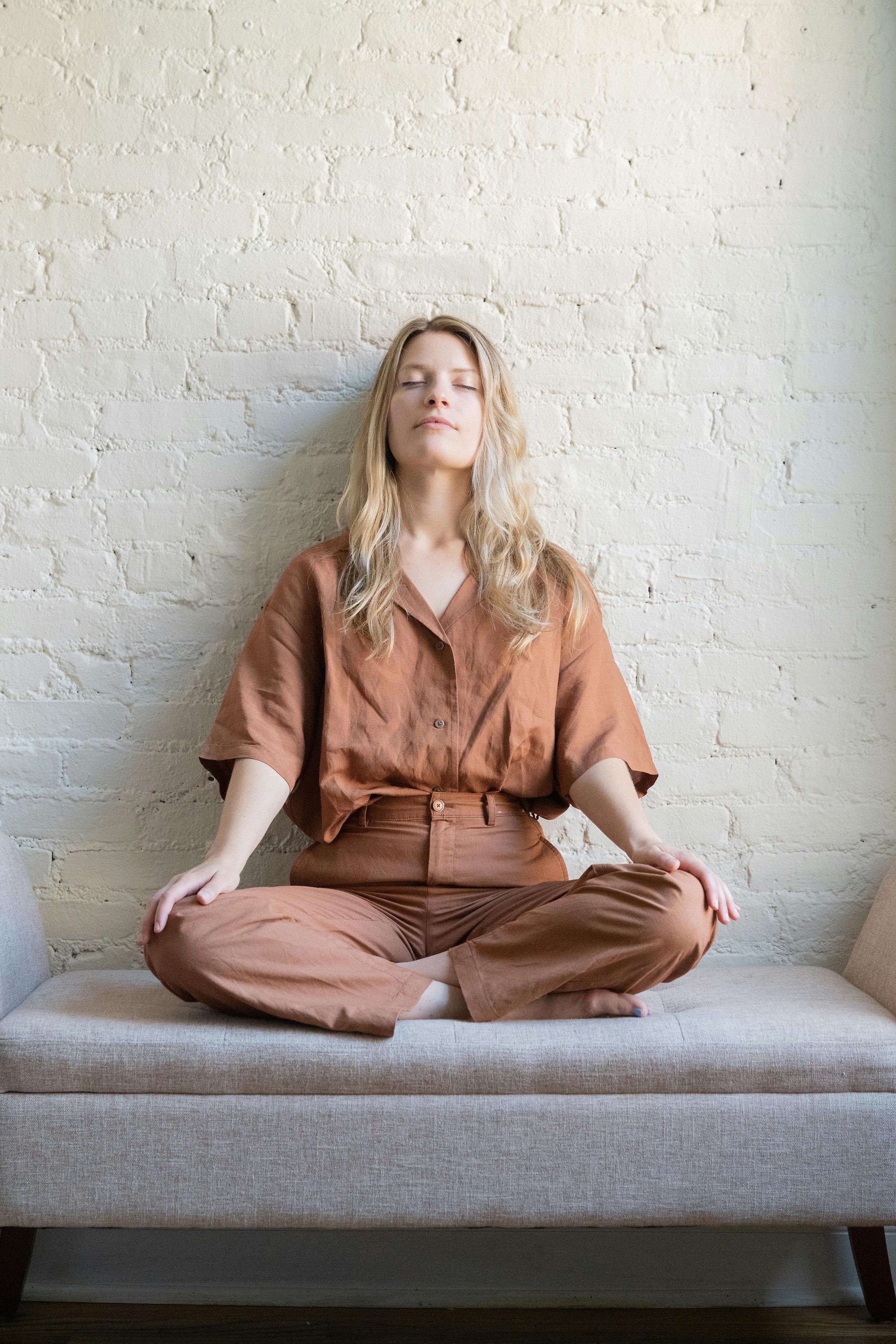 What EMDR Therapy Feels Like (From a Client’s Perspective)