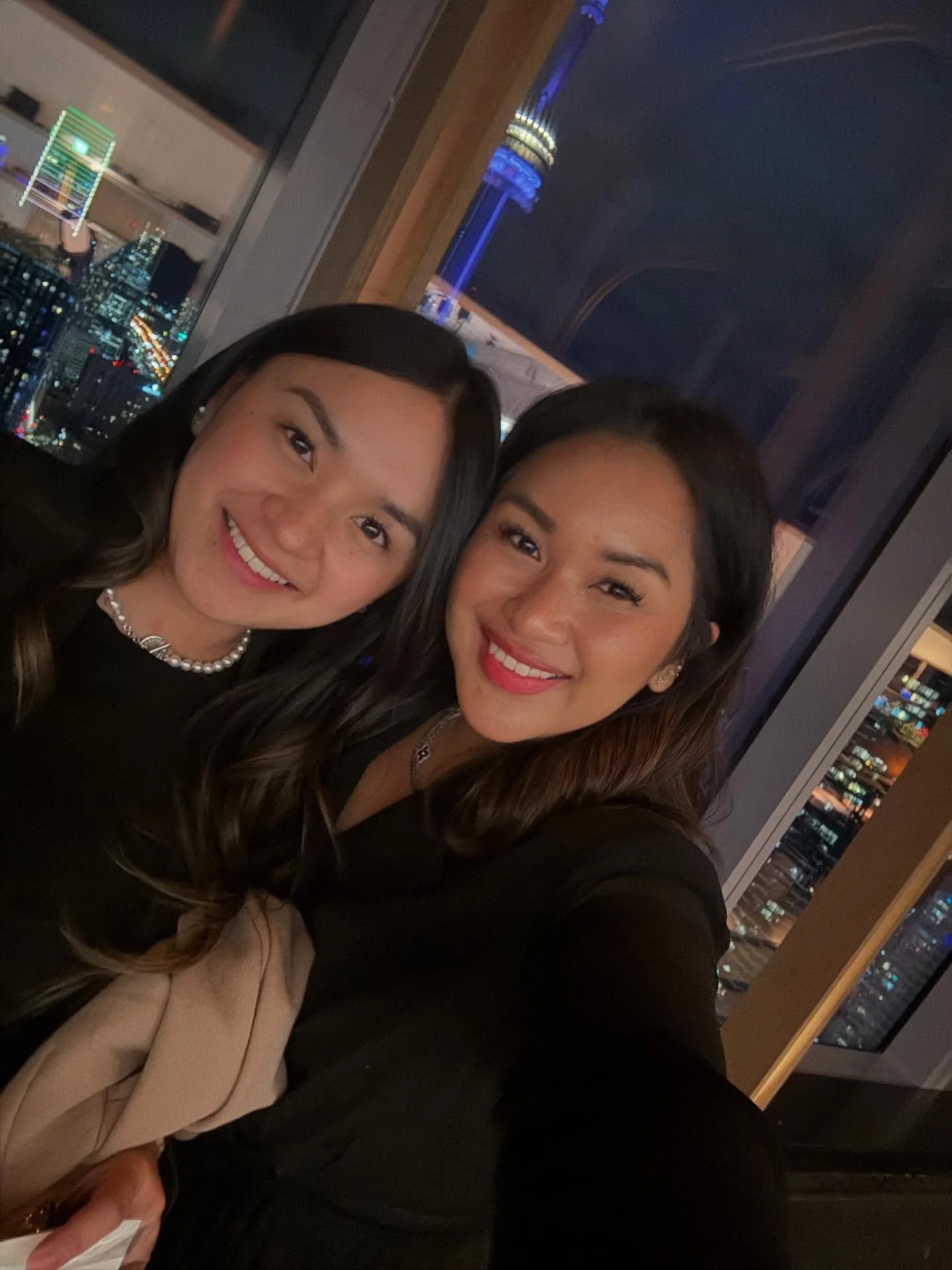 Rare moment we're not in scrubs 😉 An evening of education, connection, and growth with fellow injectors.
Thank you, Stylage @vivacy_ca ,for having us 🤍