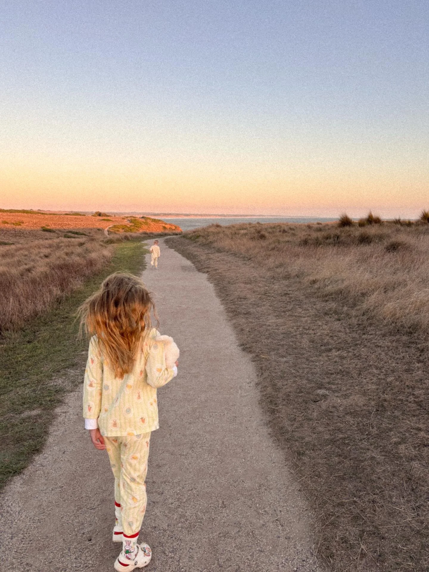 Lately ✨

✨ My babies wearing the Easter pattern I illustrated! 
✨ Rock pool adventures 
✨ Chocolate for breakfast
✨ Walks around the bluff
✨ Some fun outfits 
✨ Maisie playing dress ups 
✨ Blooms from my mum 
✨ My baby turned 4!
✨ Drawing with Fredd