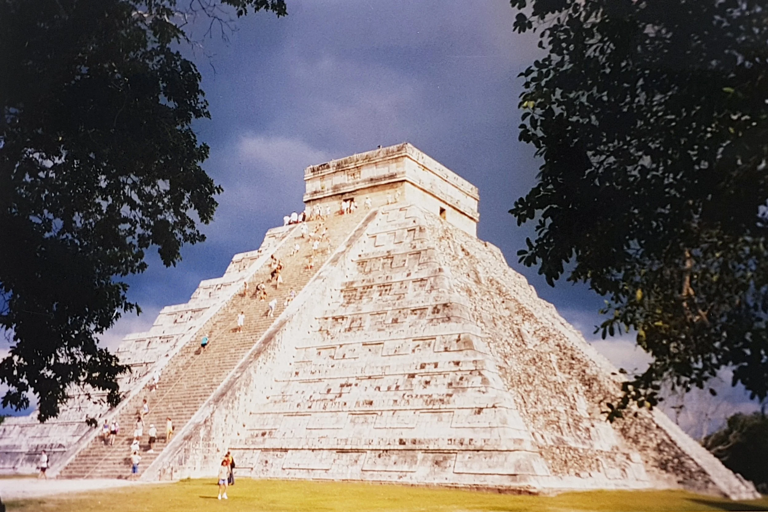 chichen itza 1.jpg