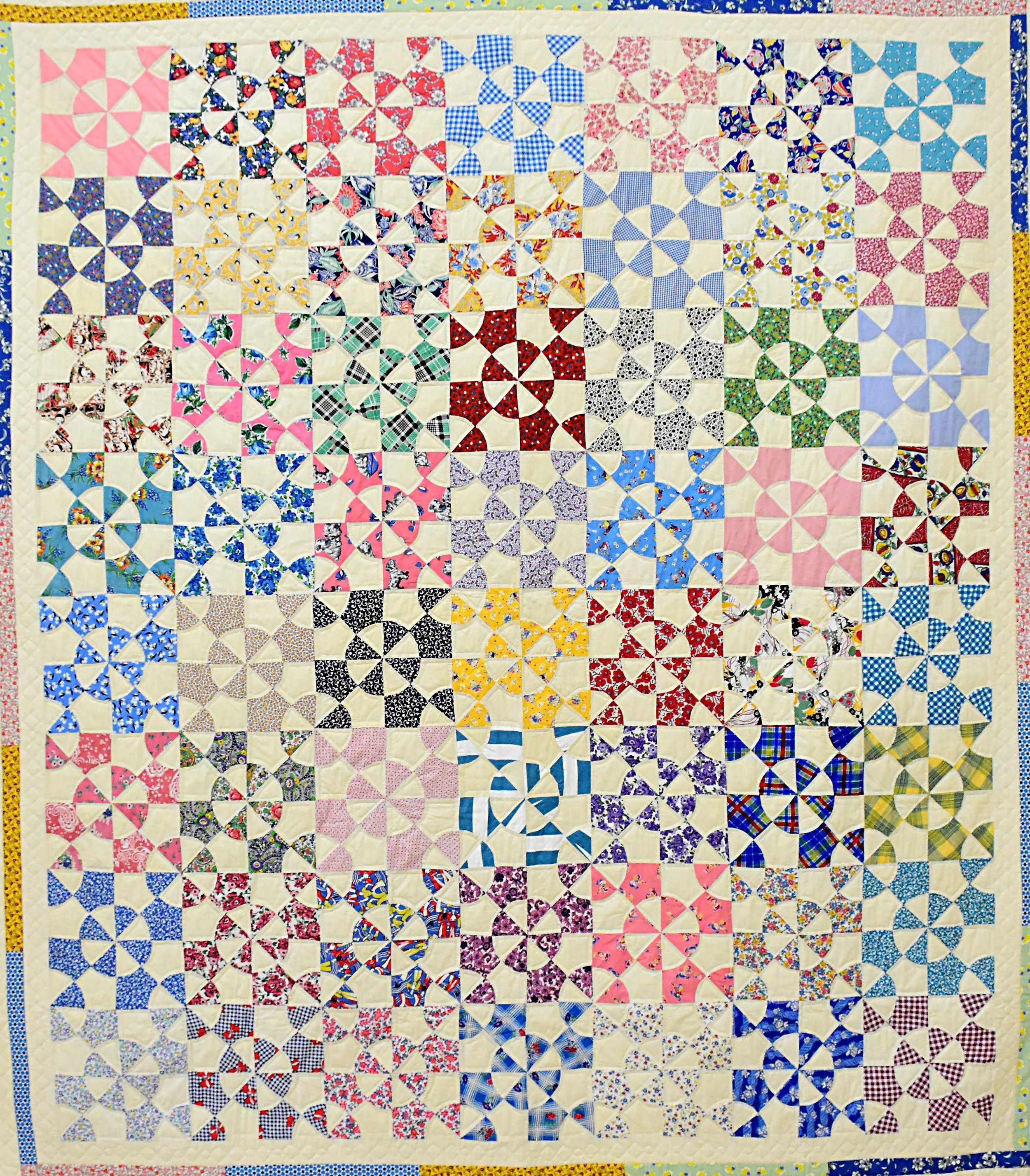Round & Round, 94_ x 104_, Donated top