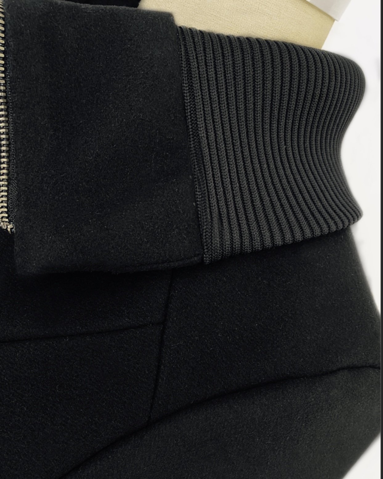 HoD_bomber_collar-detail.jpeg