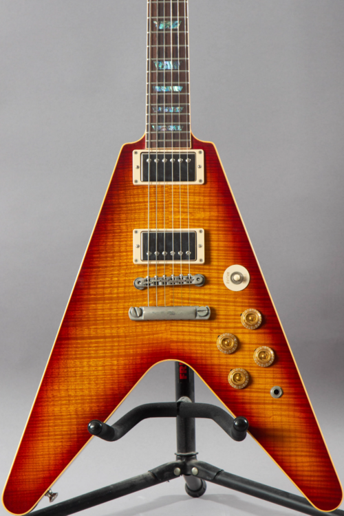 Custom Shop Flying V Standard Figured Top Washed Cherry