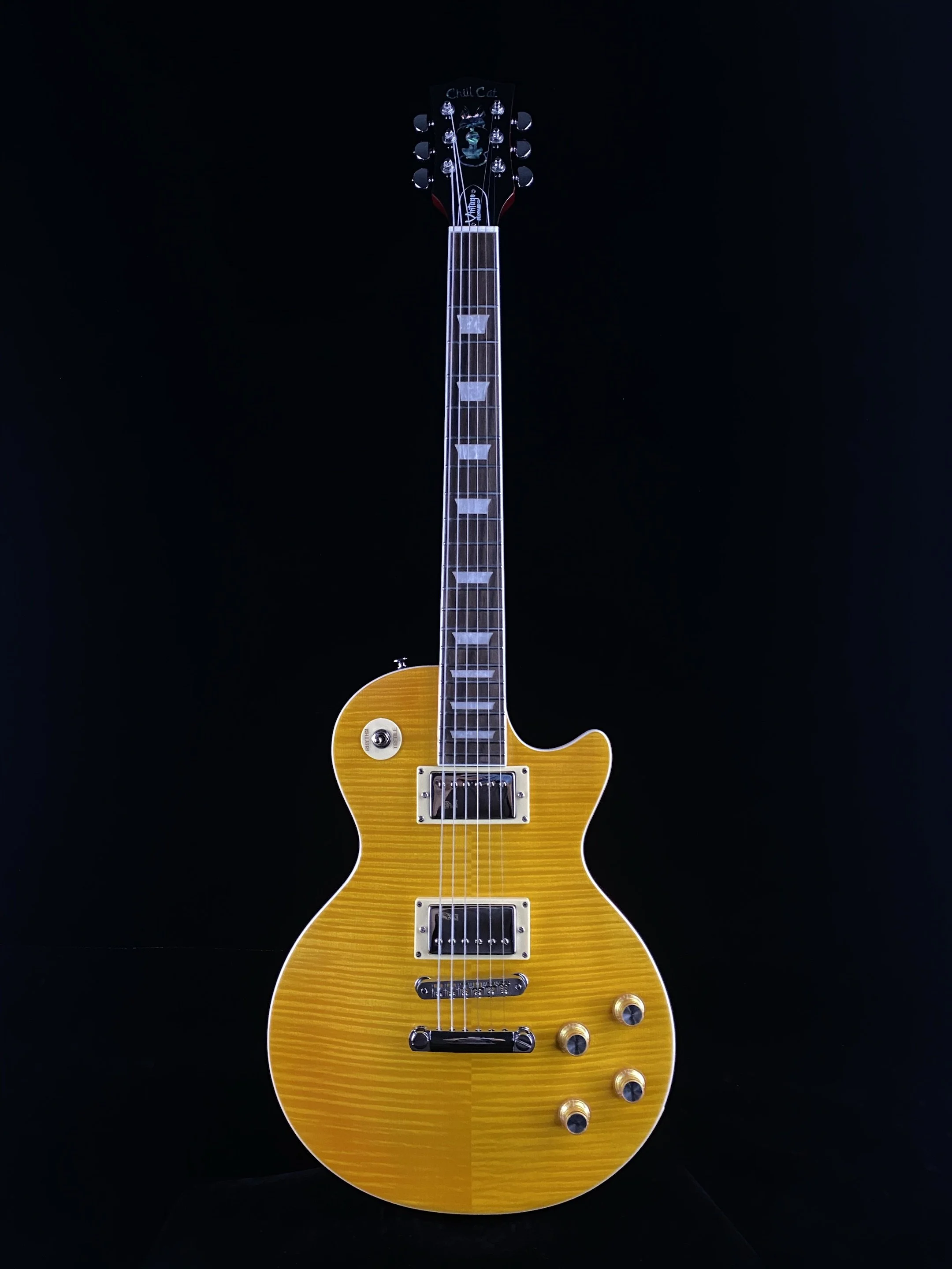 Chill Cat Vintage Standard Sweet Mango Electric Guitar