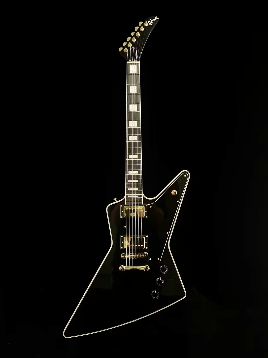 New Offset Electric Guitar Black finish with Stainless Steel frets w ball ends, Nashville TOM Bridge and Bone nut
