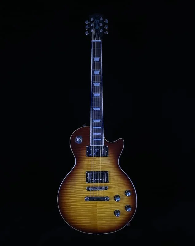 Chill Cat Vintage Standard Manhattan Sunset Electric Guitar