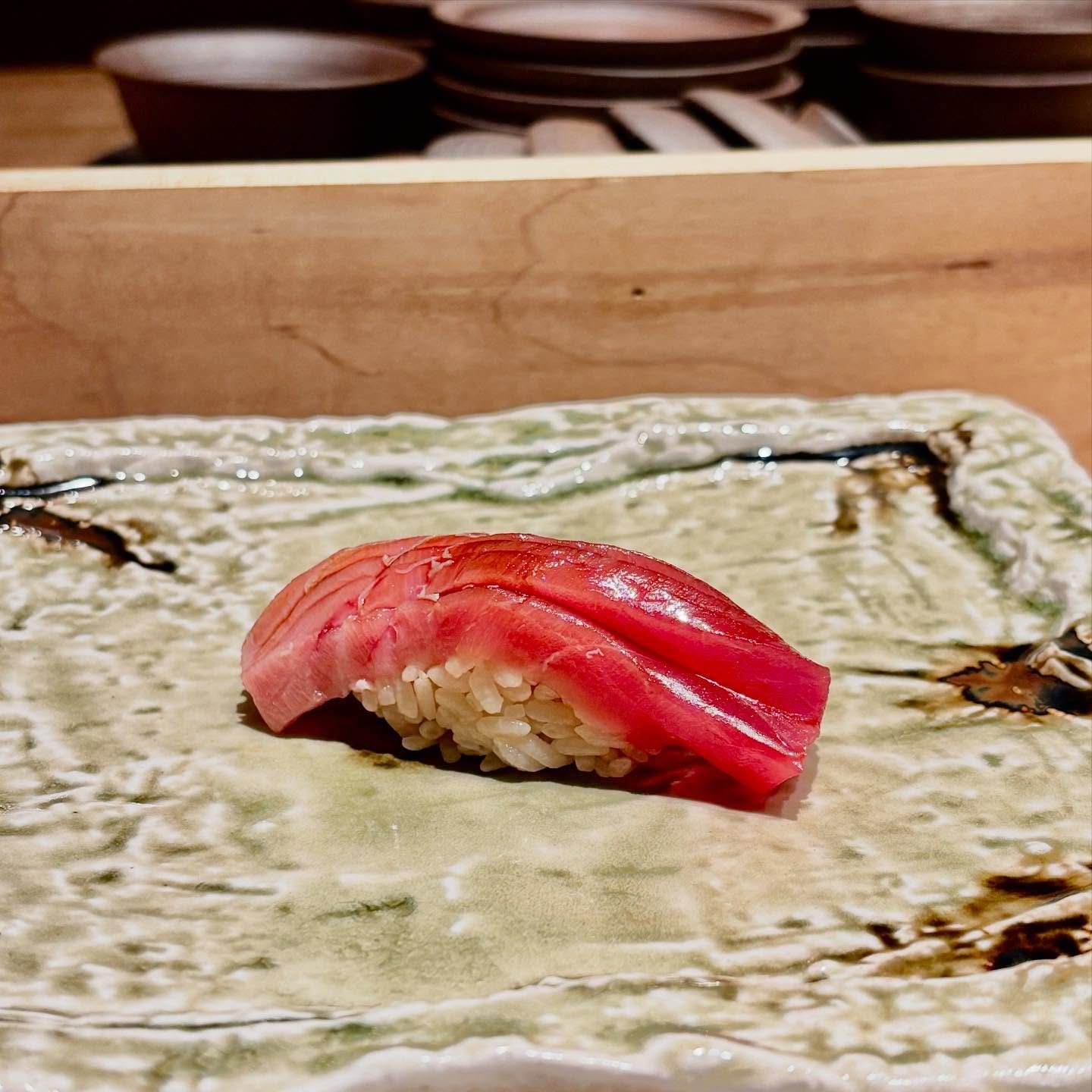 Chef Jeffrey&rsquo;s Omakase is on: $125 per person. In picture, Bluefin tuna Chu Toro, nearly half fat and half muscle, a nice balance of fat and flavor. #tanchocastrovalley 

#SushiLovers #OmakaseExperience #finedining 
#SushiArt #JapaneseCuisine #