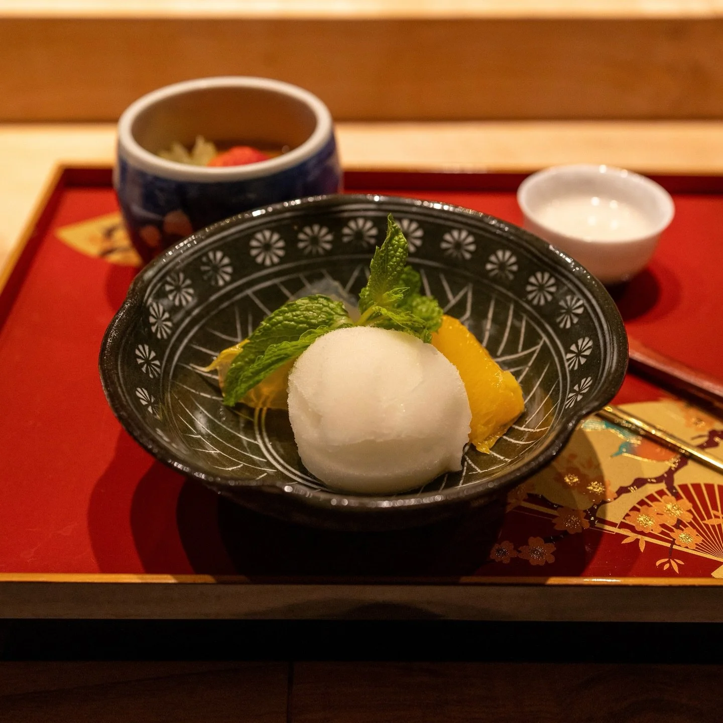 Citrus sorbet and silky custard to close out the perfect Tancho omakase journey. Light, balanced, and so beautifully plated 😍

📍Tancho Japanese Restaurant, Castro Valley

#TanchoOmakase #CastroValleyEats #OmakaseExperience #BayAreaFoodie #SushiArt 
