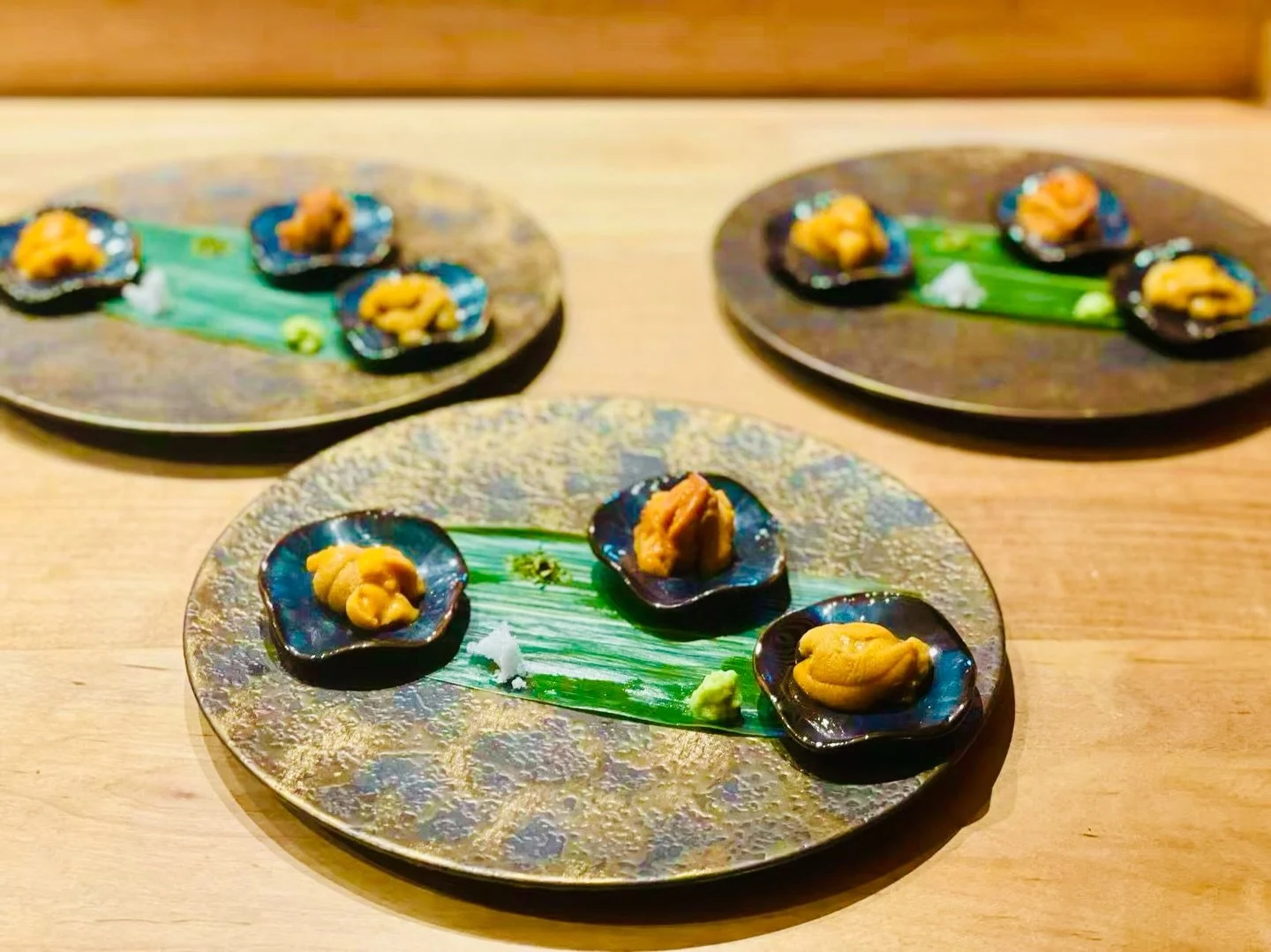 Our uni tasting is another highlight of the experience.

Featuring top-grade Hokkaido uni sourced through Toyosu Fish Market by JFC and Sakasu, this course brings a beautiful taste of the season &mdash; rich, delicate, and deeply satisfying.

#Tancho